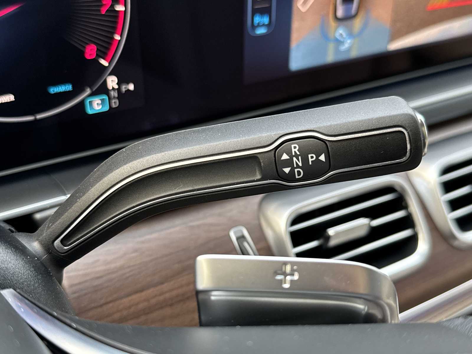 Thumbnail: 2026 Mercedes-Benz GLE - 24