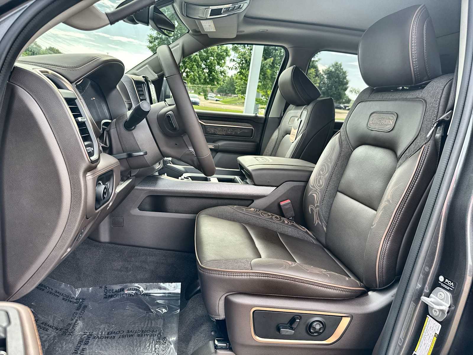 Thumbnail: 2026 RAM 1500 - 3
