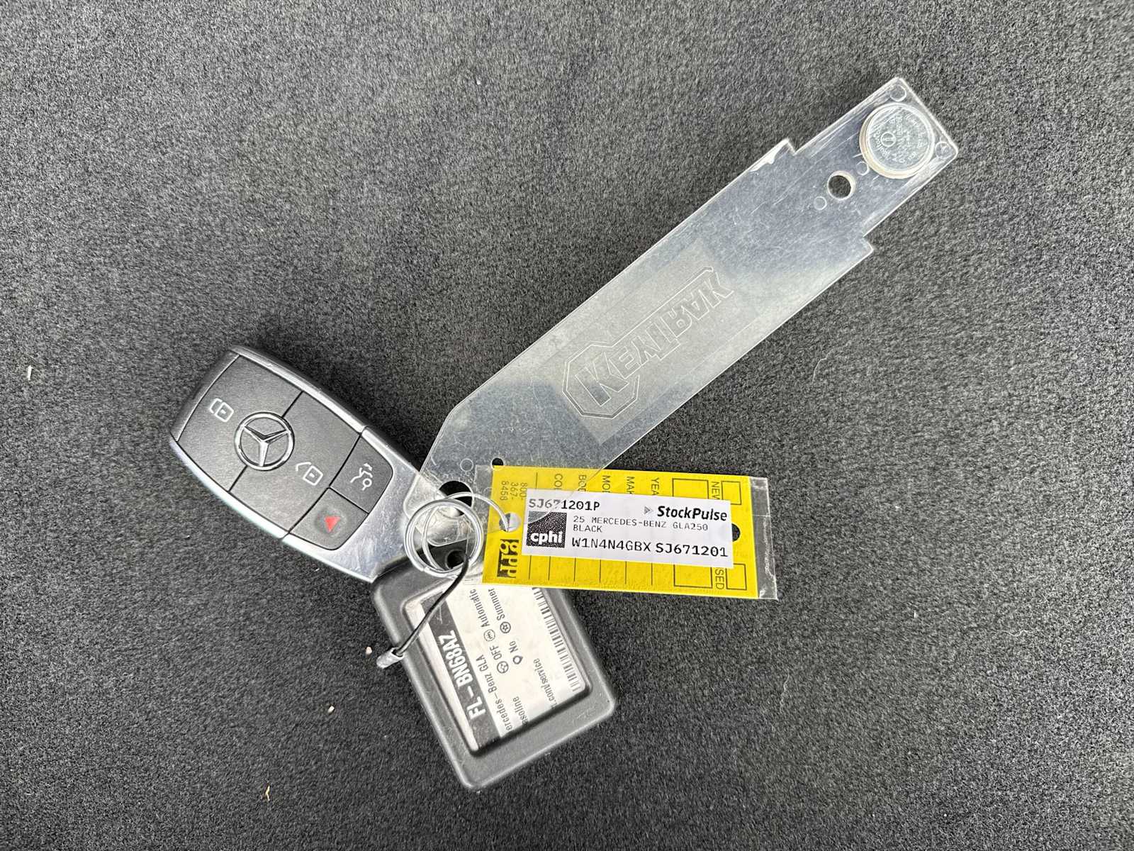 Thumbnail: 2025 Mercedes-Benz GLA - 26