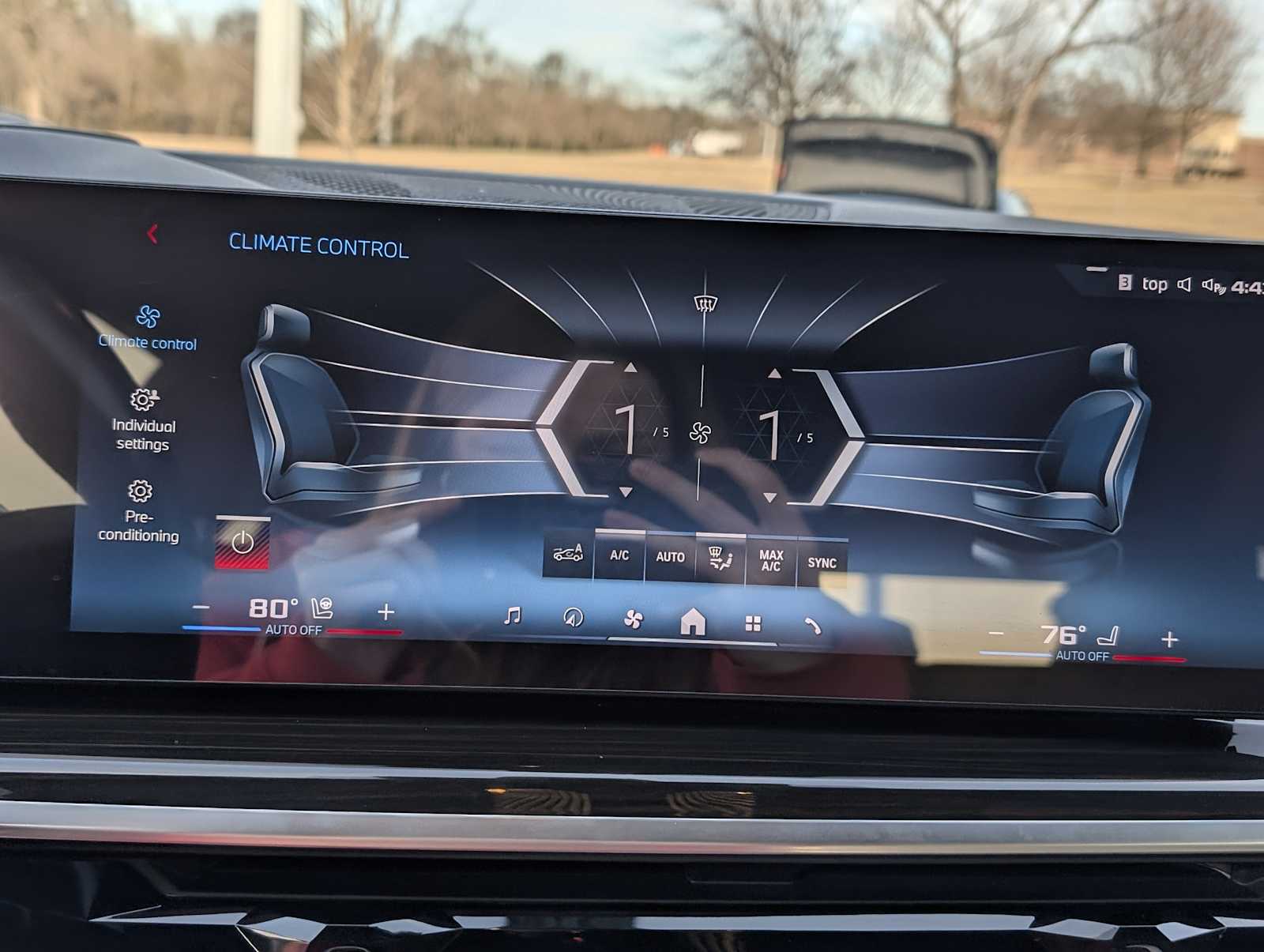 Thumbnail: 2024 BMW M6 - 15