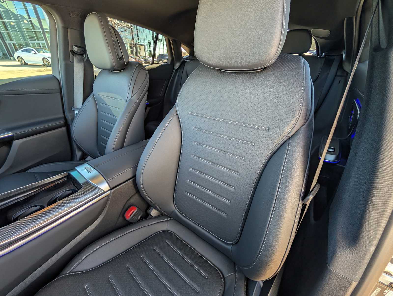 Thumbnail: 2026 Mercedes-Benz GLC - 16