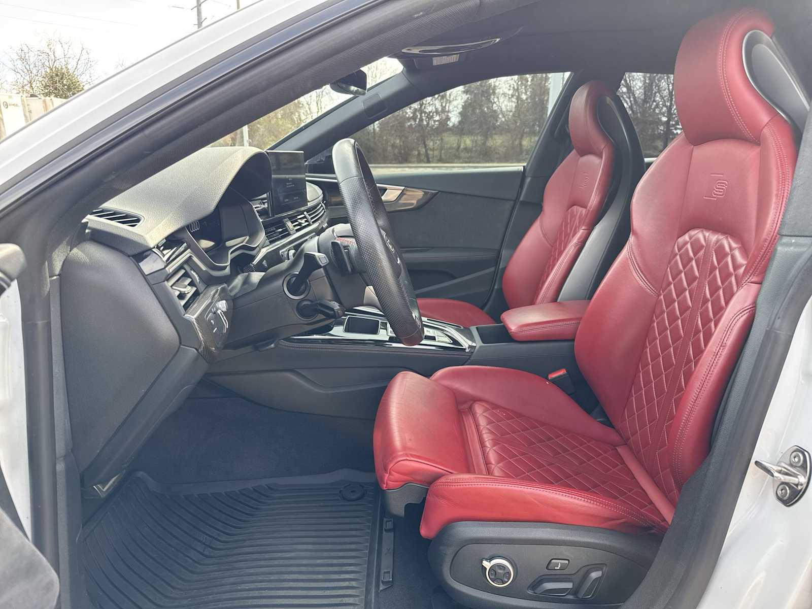 Thumbnail: 2024 Audi S5 - 15