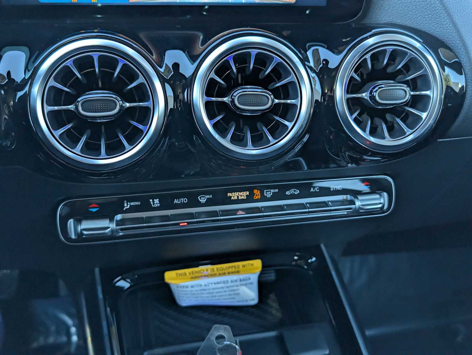 Thumbnail: 2026 Mercedes-Benz GLA - 18