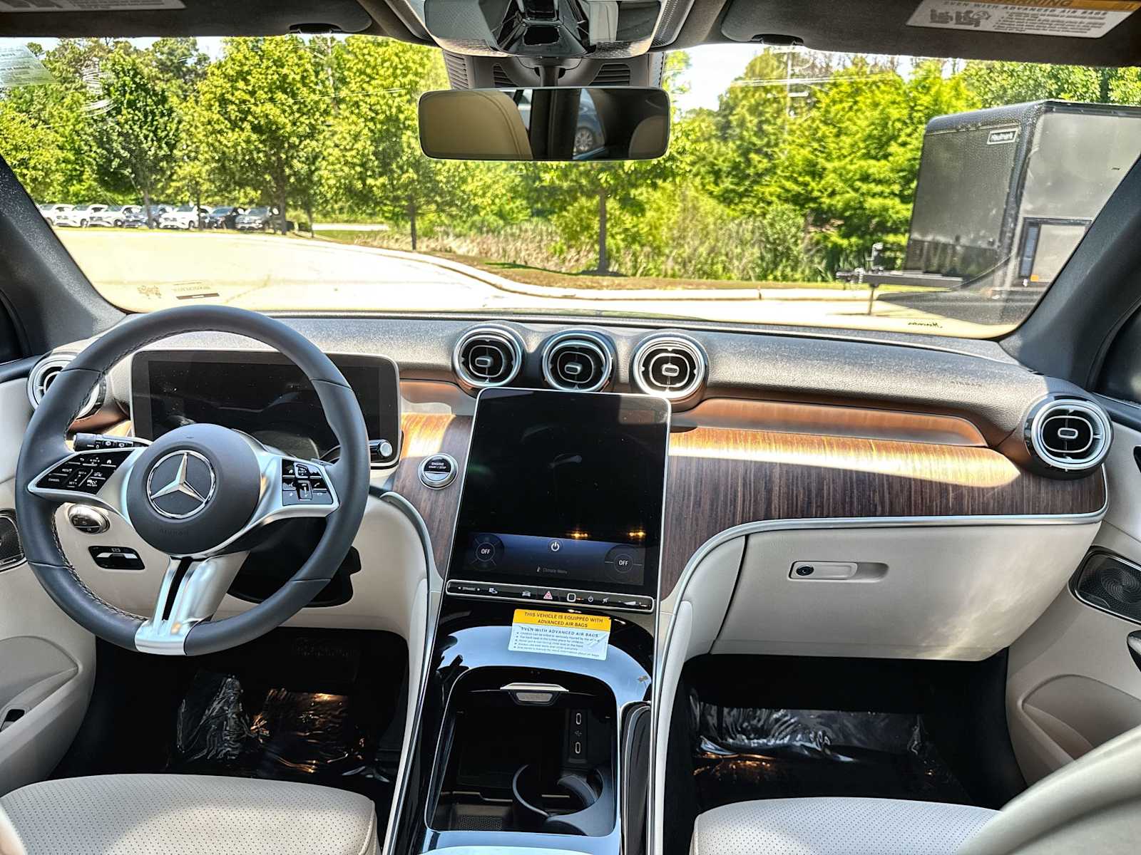 Thumbnail: 2026 Mercedes-Benz GLC - 20