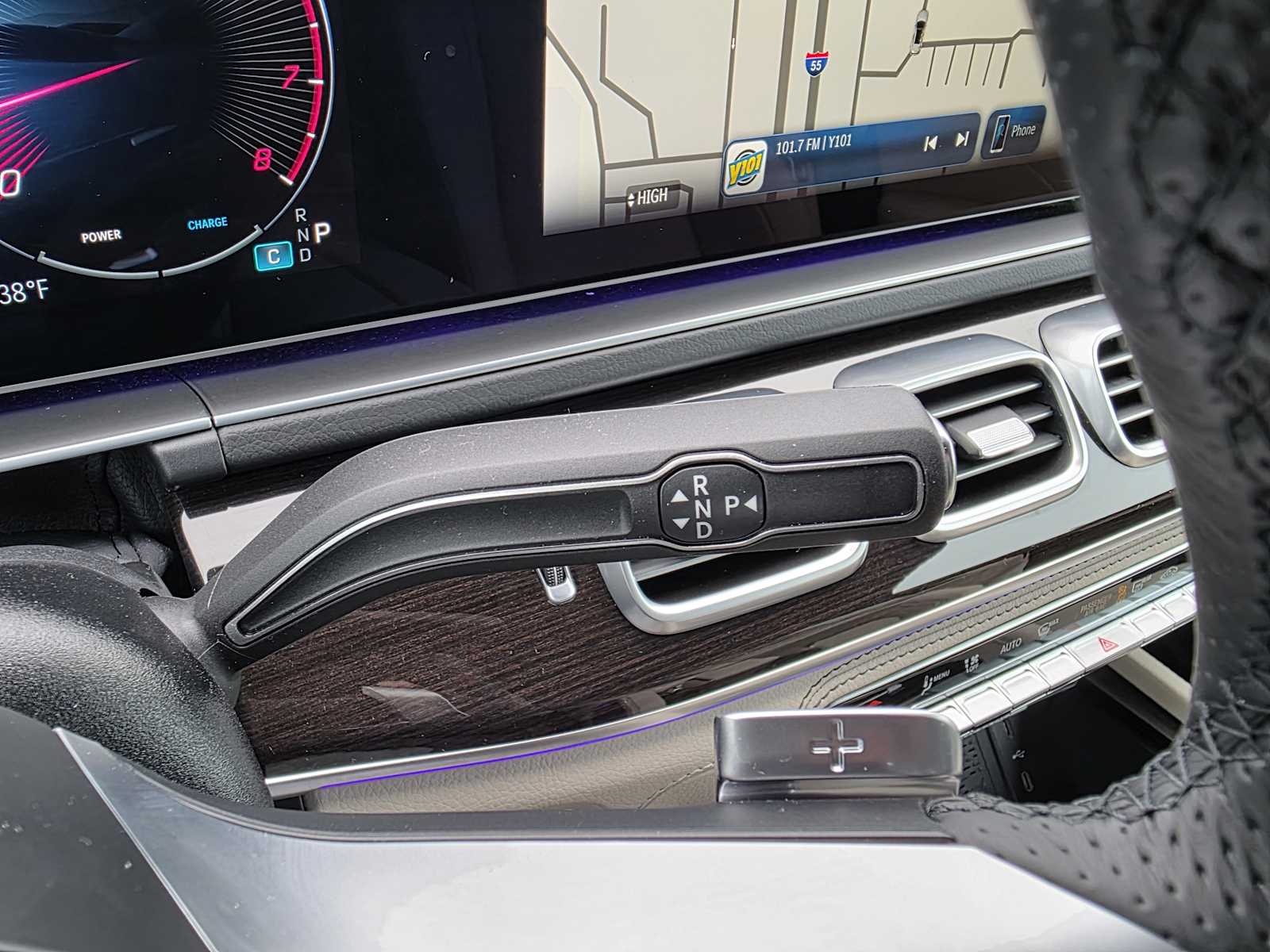 Thumbnail: 2025 Mercedes-Benz GLS - 23