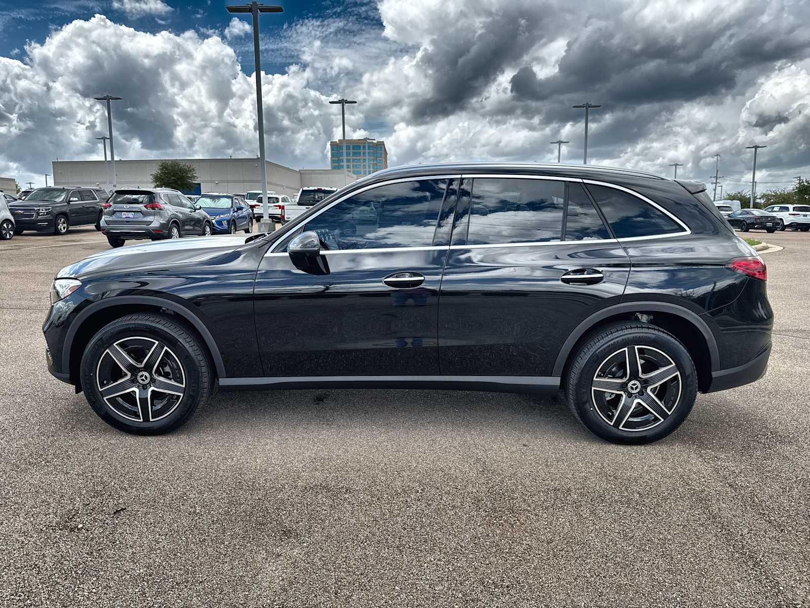 Thumbnail: 2026 Mercedes-Benz GLC - 5
