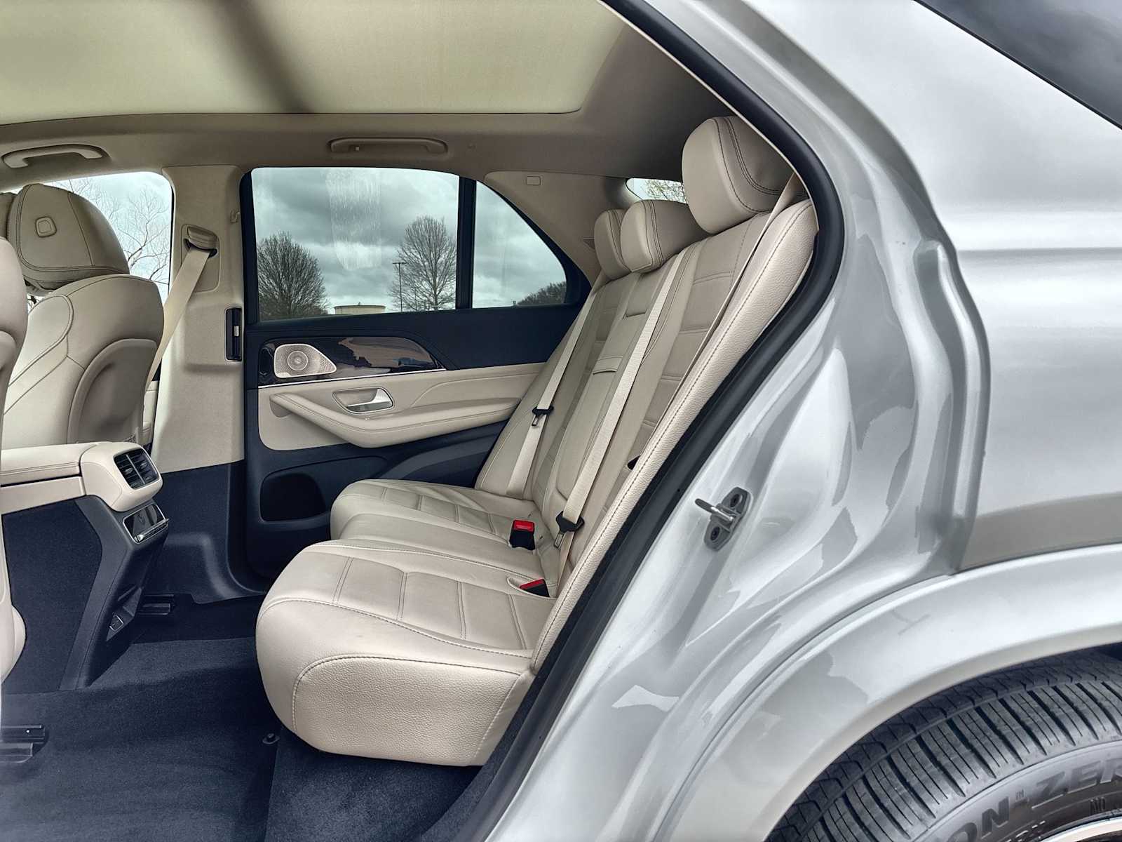 Thumbnail: 2026 Mercedes-Benz GLE - 4