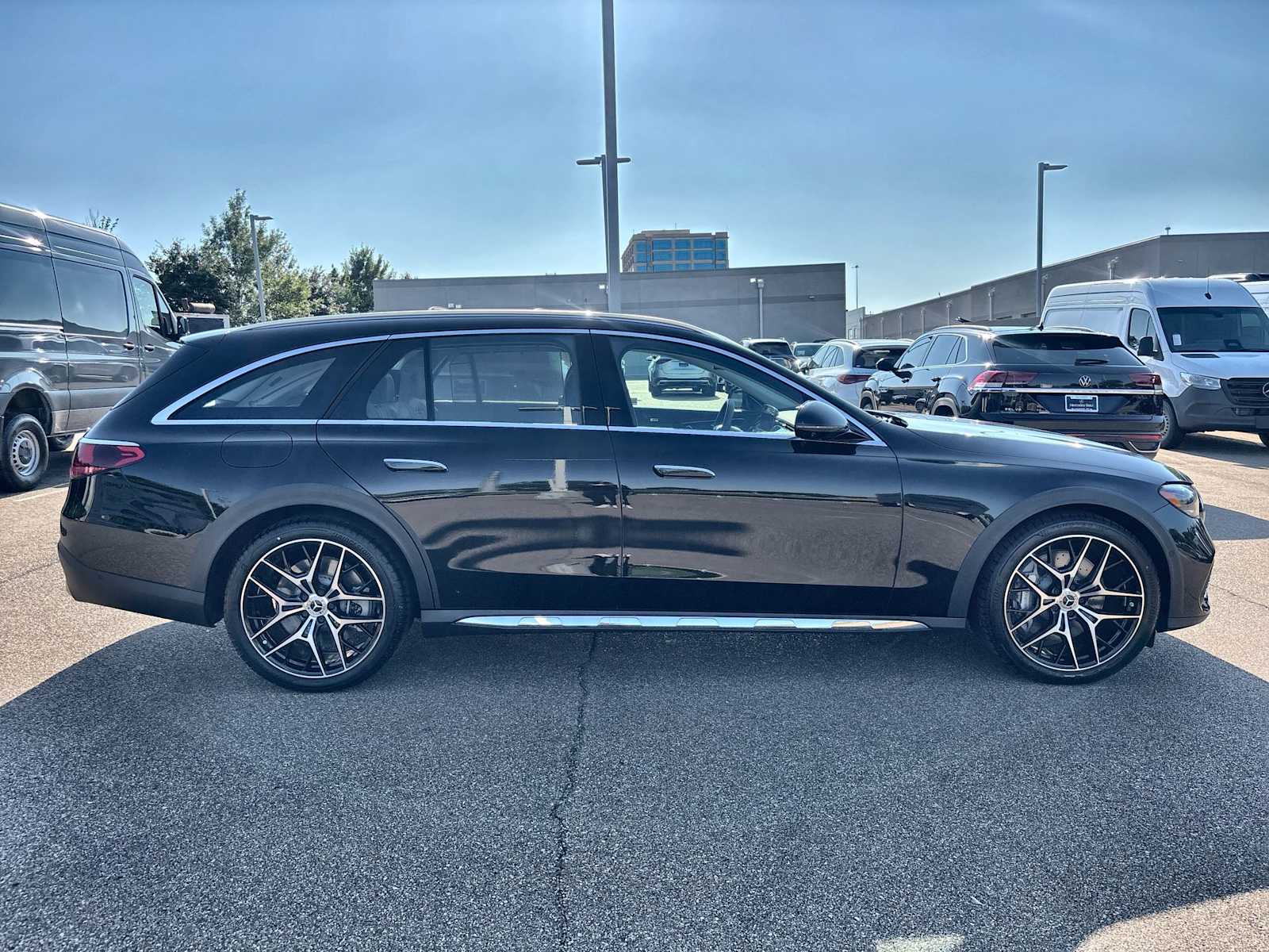 Thumbnail: 2026 Mercedes-Benz E-Class - 10