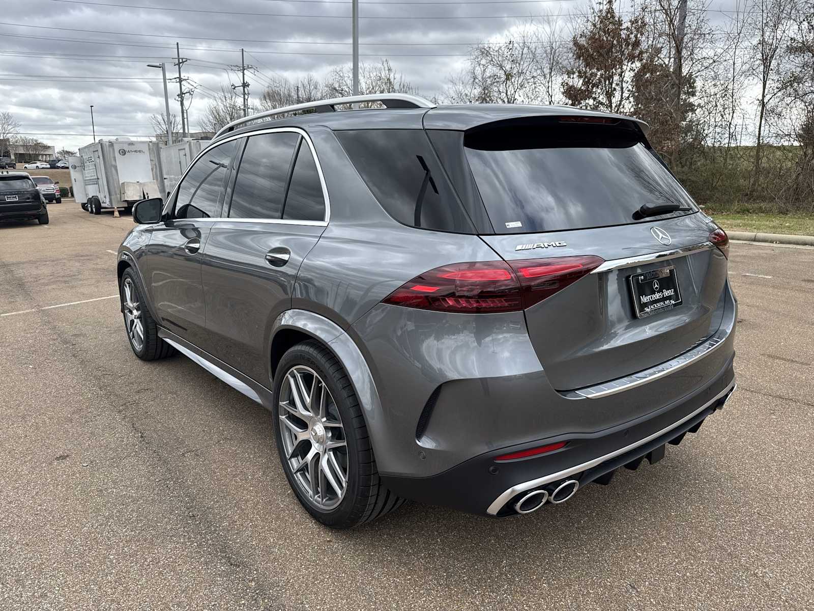 Thumbnail: 2026 Mercedes-Benz GLE - 4