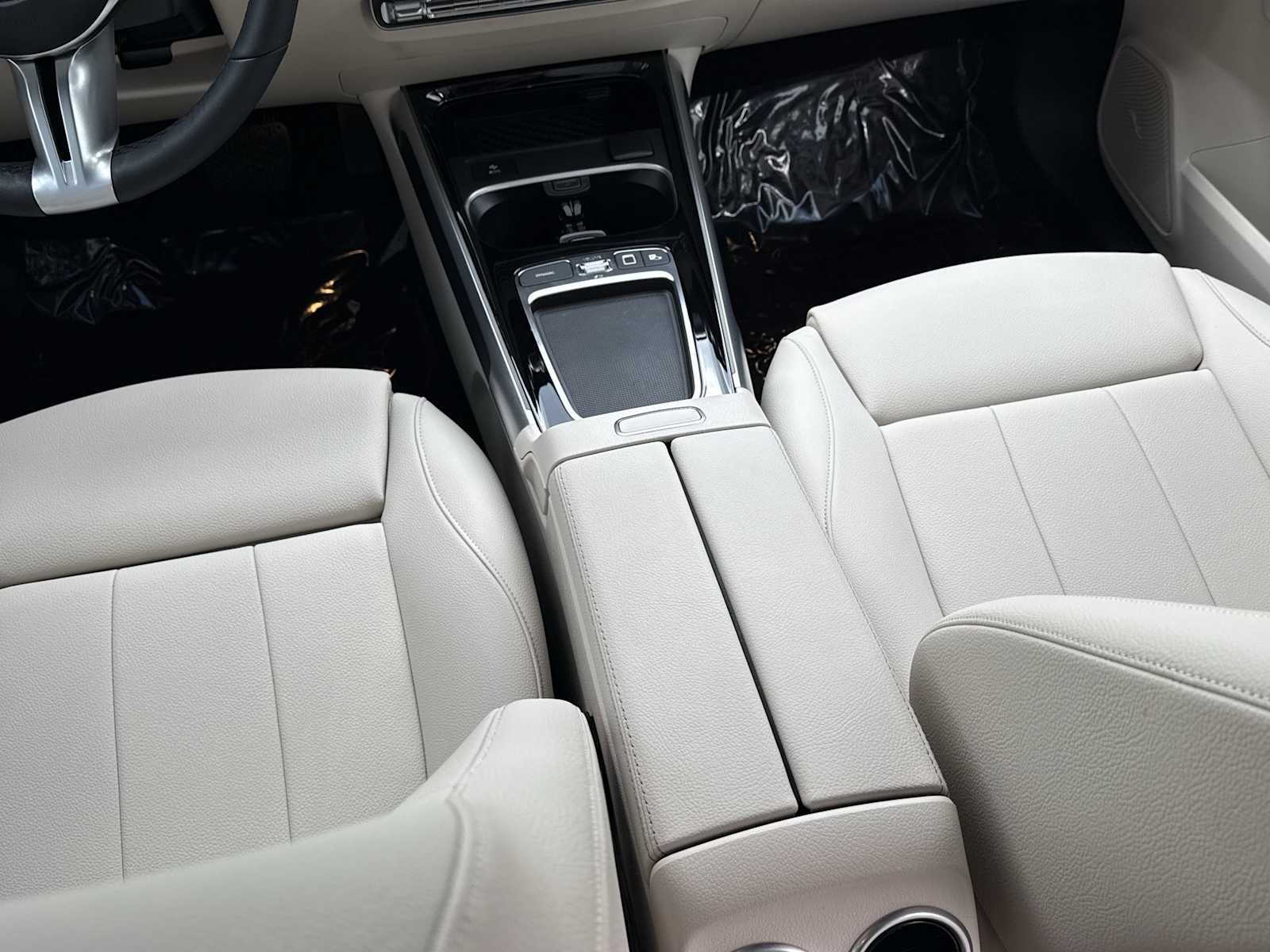 Thumbnail: 2026 Mercedes-Benz GLB - 22