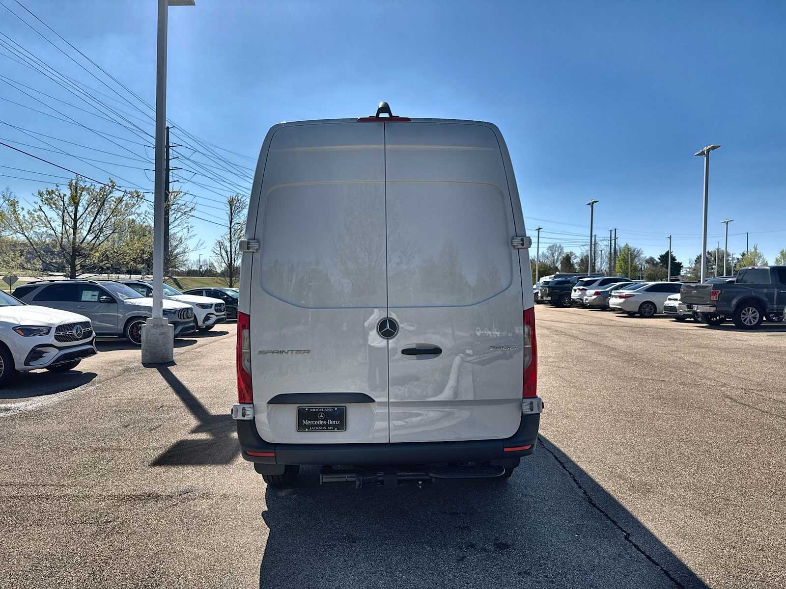 Thumbnail: 2026 Mercedes-Benz Sprinter - 6