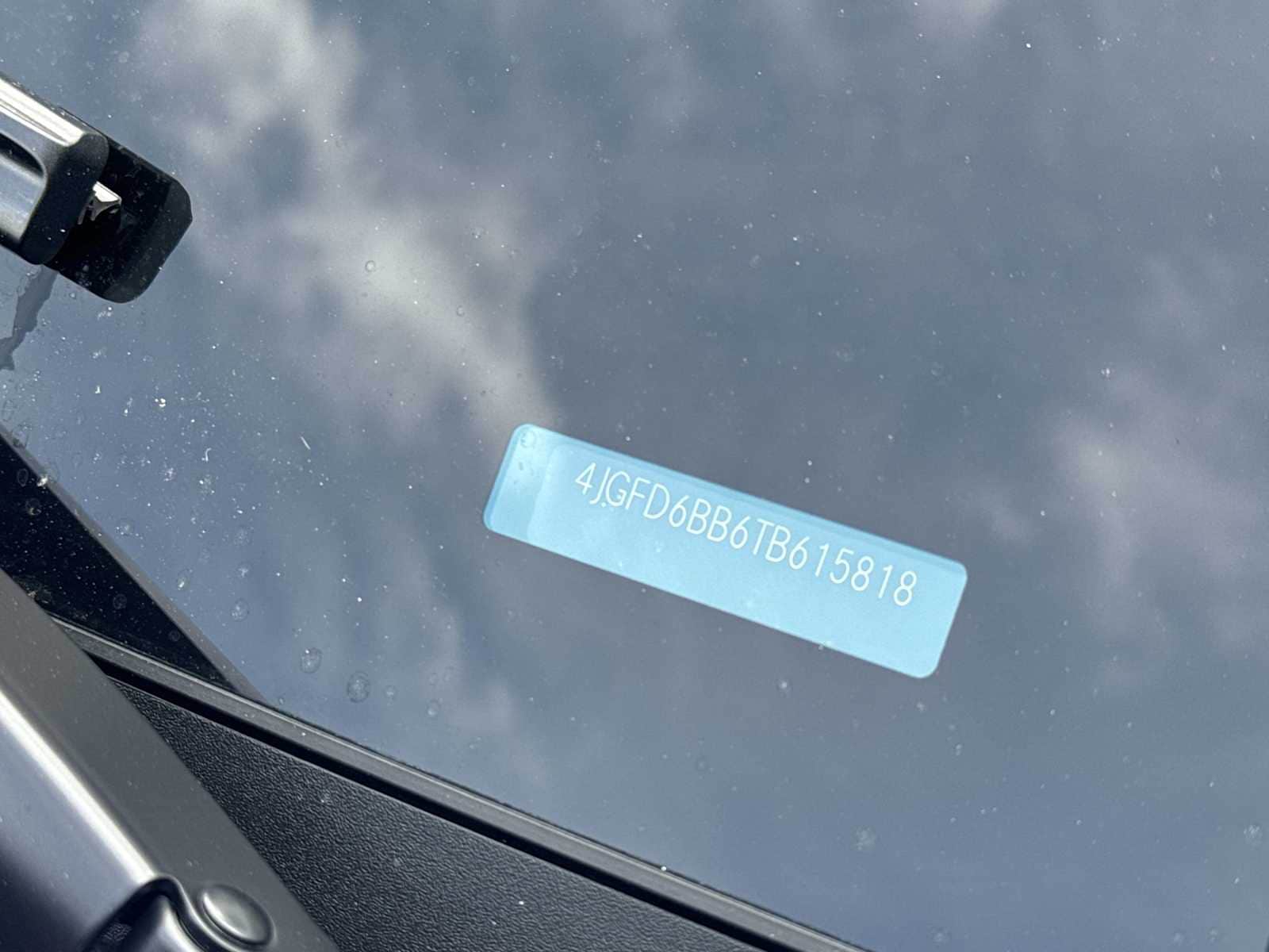 Thumbnail: 2026 Mercedes-Benz GLE - 28