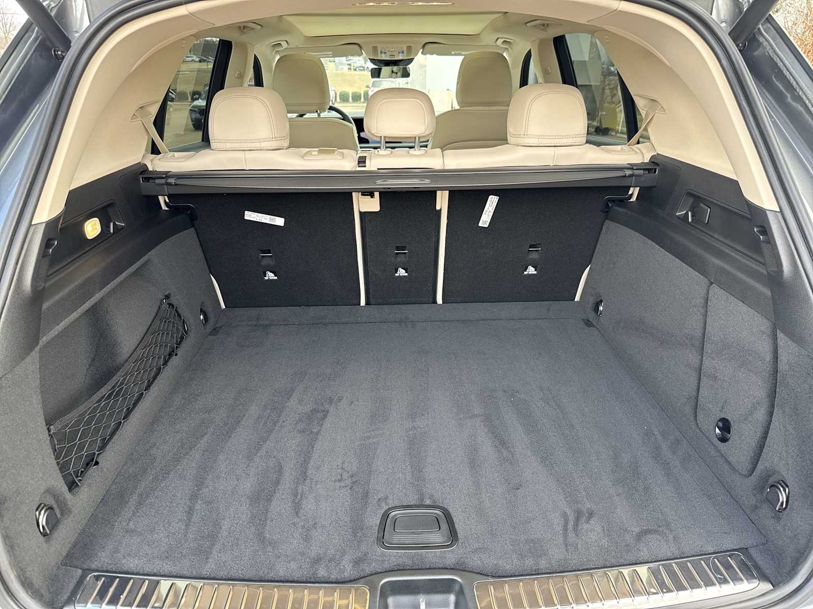 Thumbnail: 2026 Mercedes-Benz GLE - 26