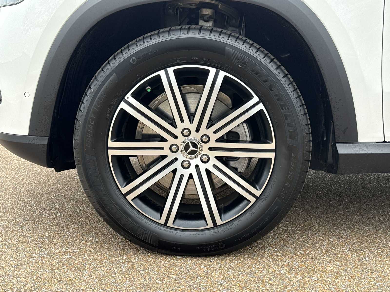 Thumbnail: 2026 Mercedes-Benz GLE - 12