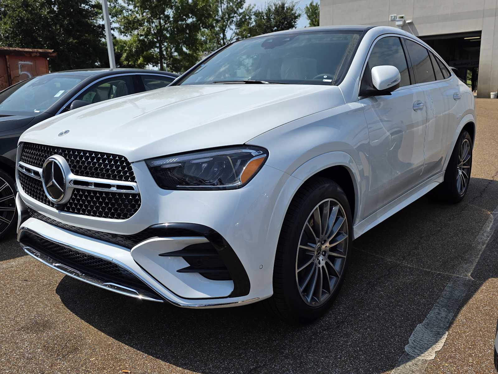 Thumbnail: 2026 Mercedes-Benz GLE - 1
