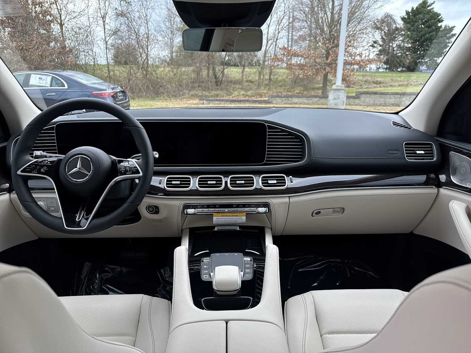 Thumbnail: 2026 Mercedes-Benz GLE - 14