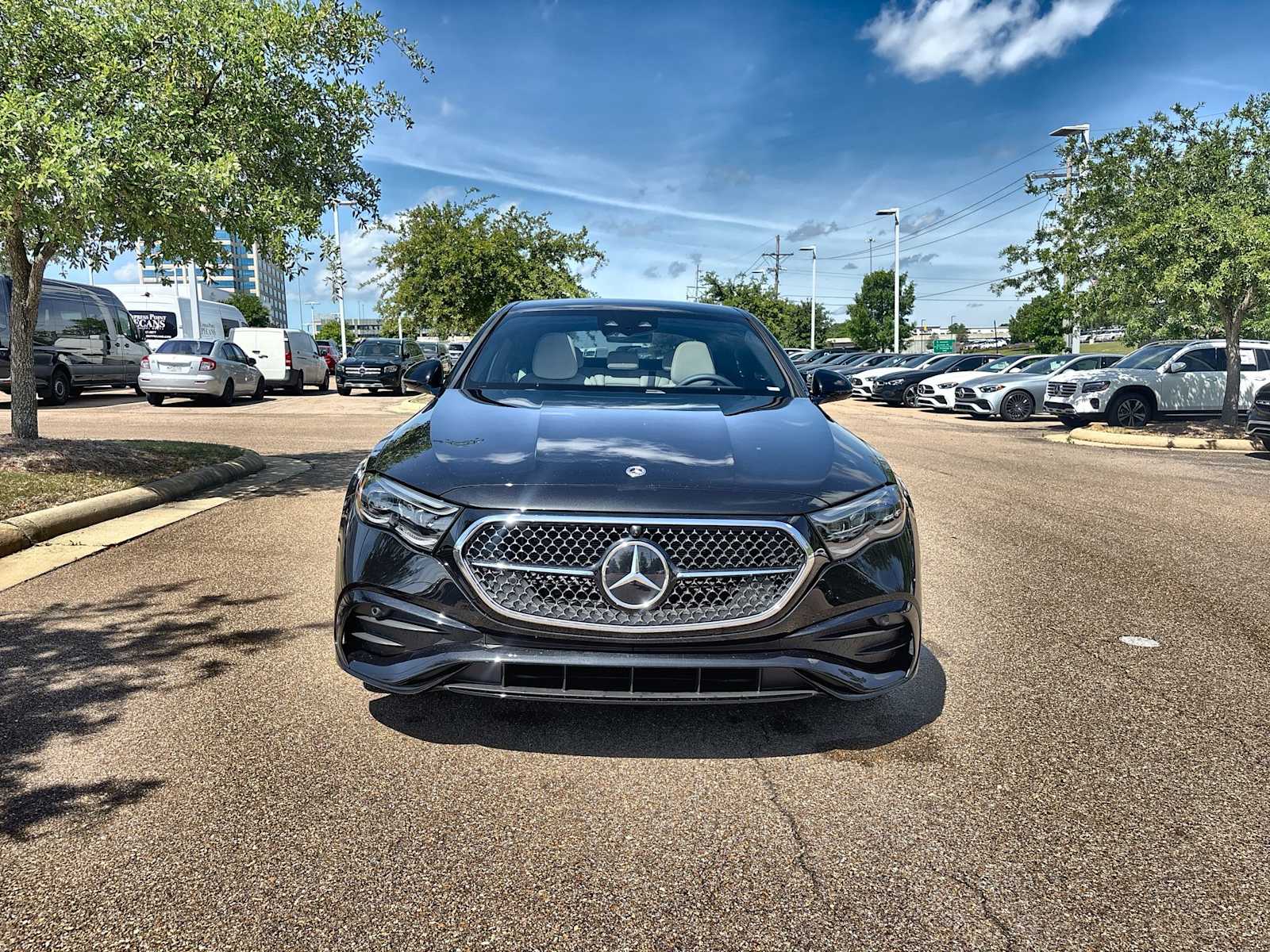 Thumbnail: 2026 Mercedes-Benz E-Class - 12