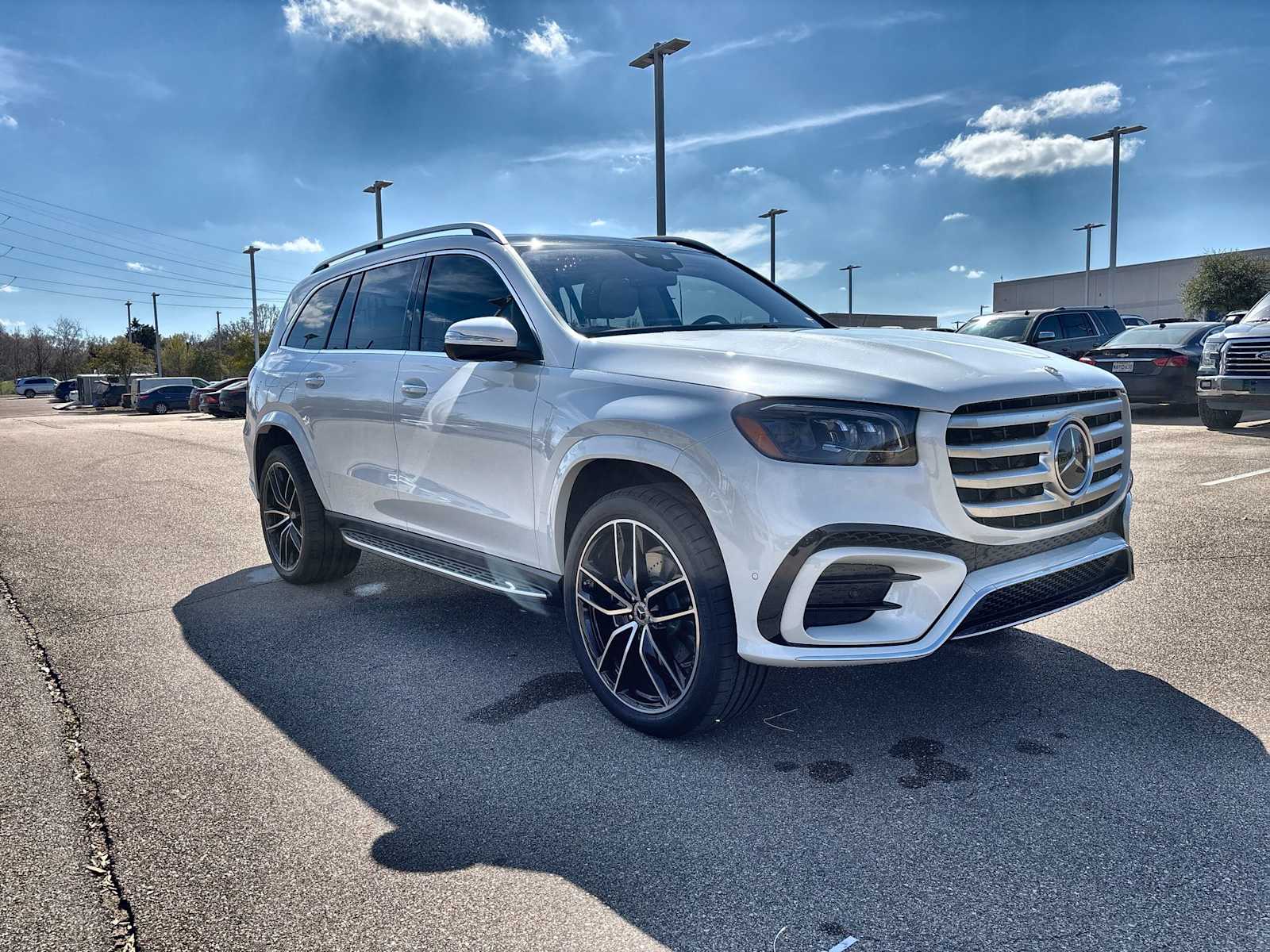 Thumbnail: 2026 Mercedes-Benz GLS - 9