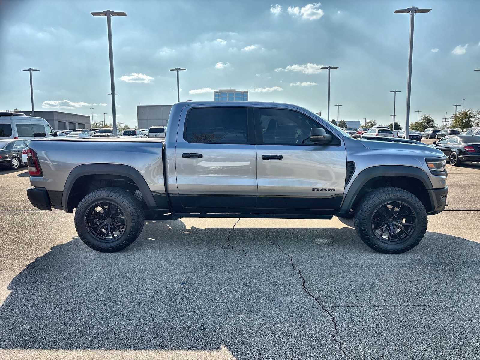 Thumbnail: 2023 RAM 1500 - 10