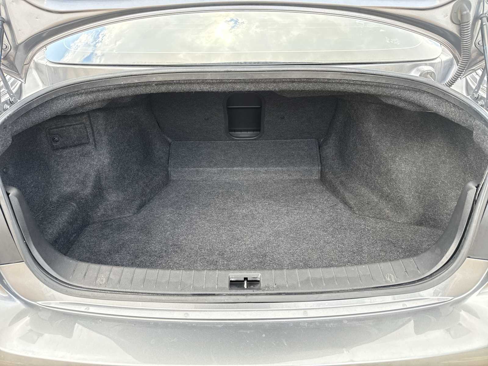 Thumbnail: 2018 INFINITI Q50 - 25