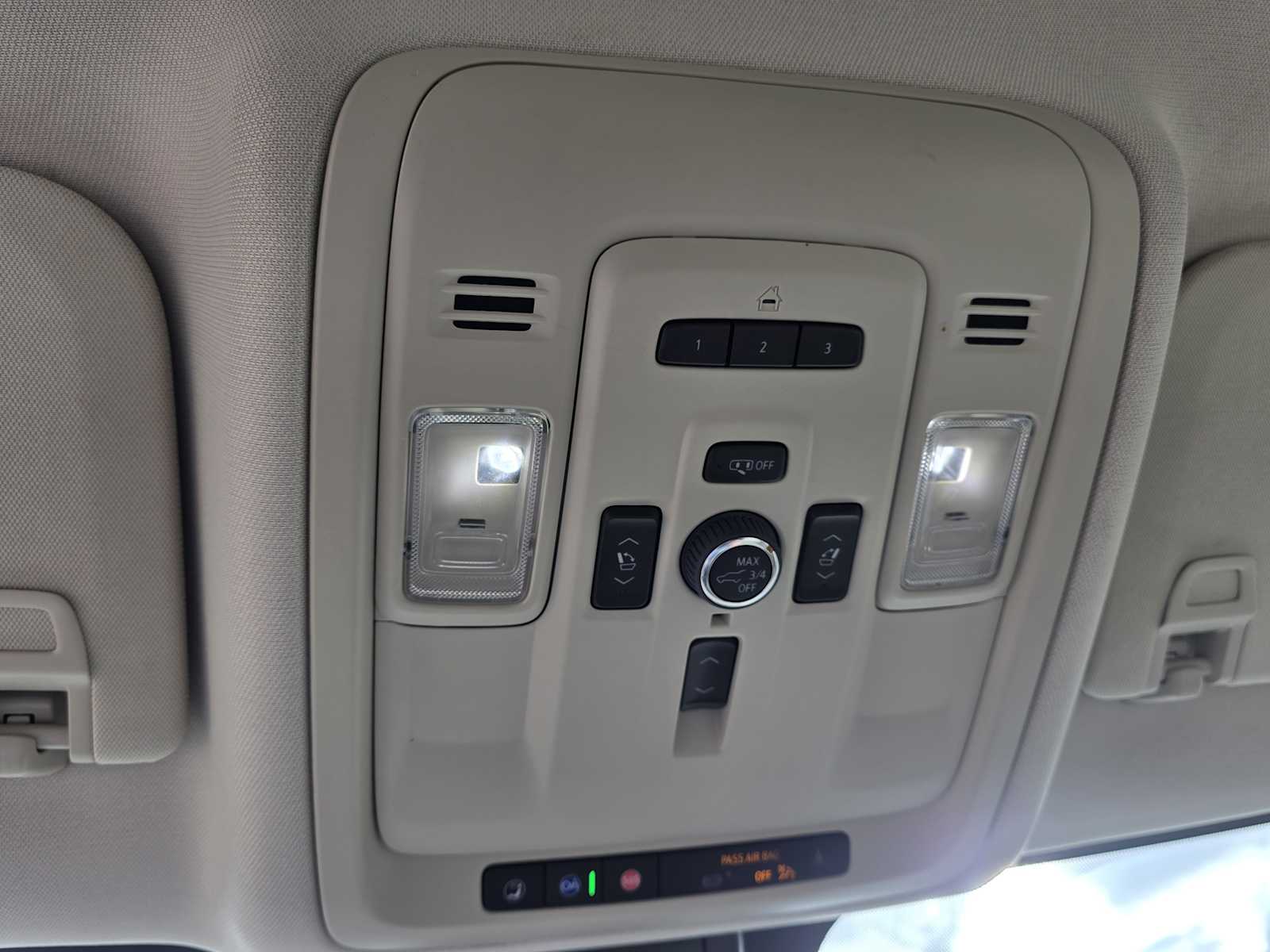 Thumbnail: 2022 GMC Yukon XL - 27