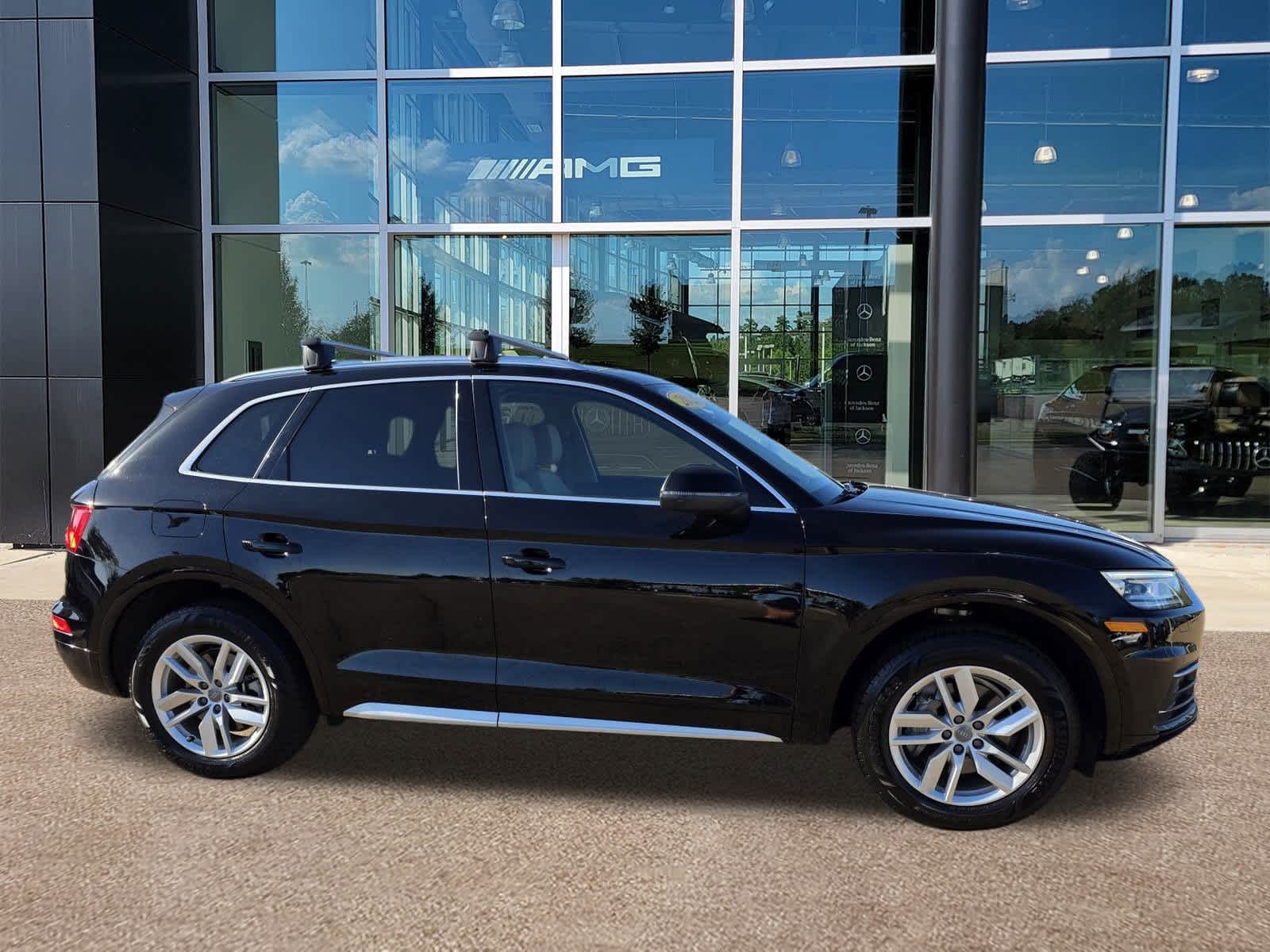 Thumbnail: 2020 Audi Q5 - 4