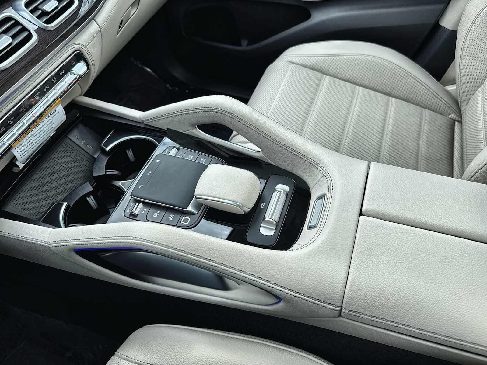 Thumbnail: 2026 Mercedes-Benz GLS - 22