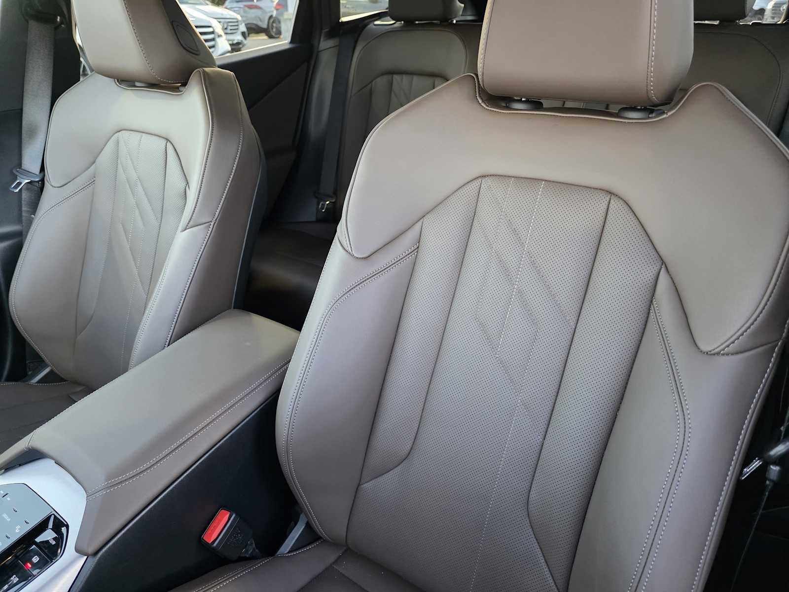 Thumbnail: 2025 BMW X3 - 13