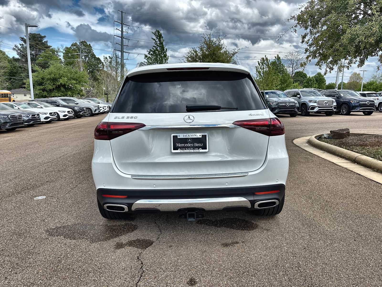 Thumbnail: 2025 Mercedes-Benz GLE - 7