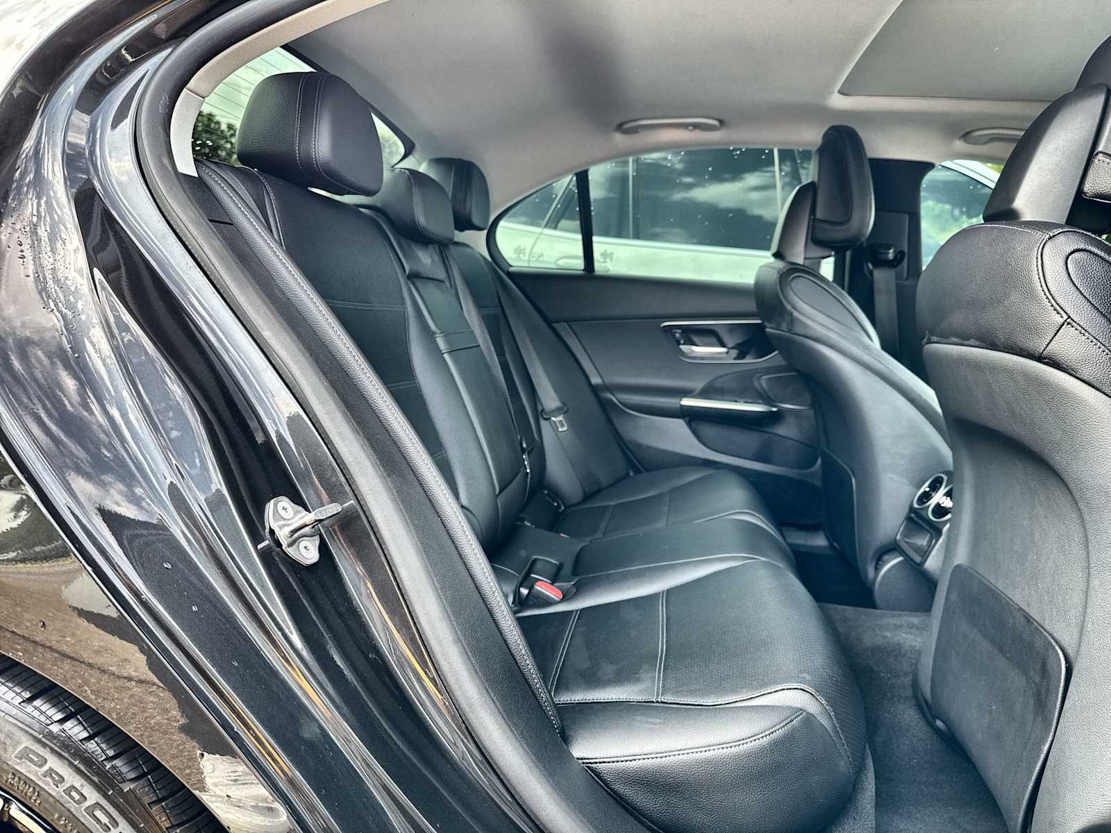 Thumbnail: 2023 Mercedes-Benz C-Class - 19
