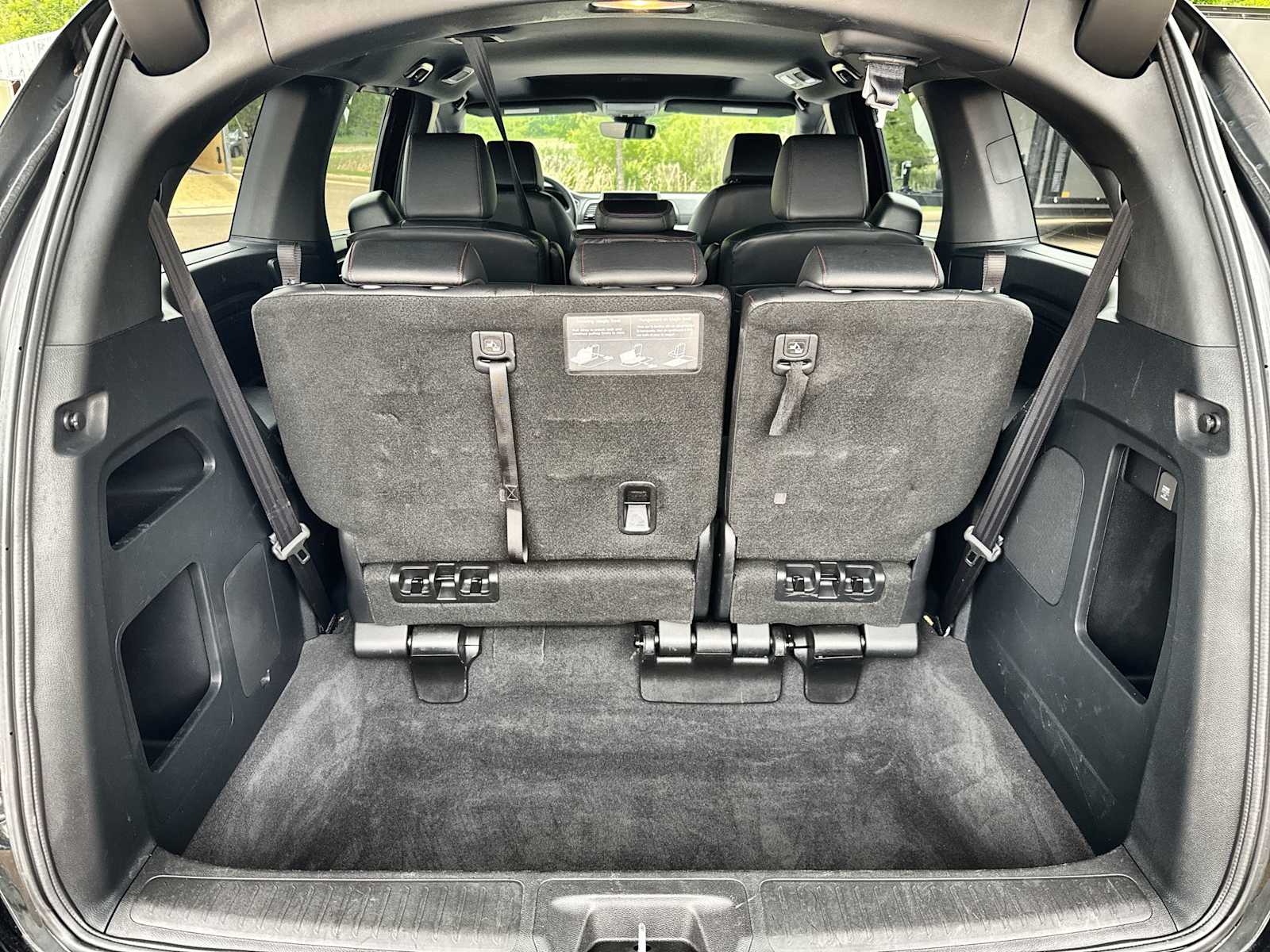 Thumbnail: 2023 Honda Odyssey - 17