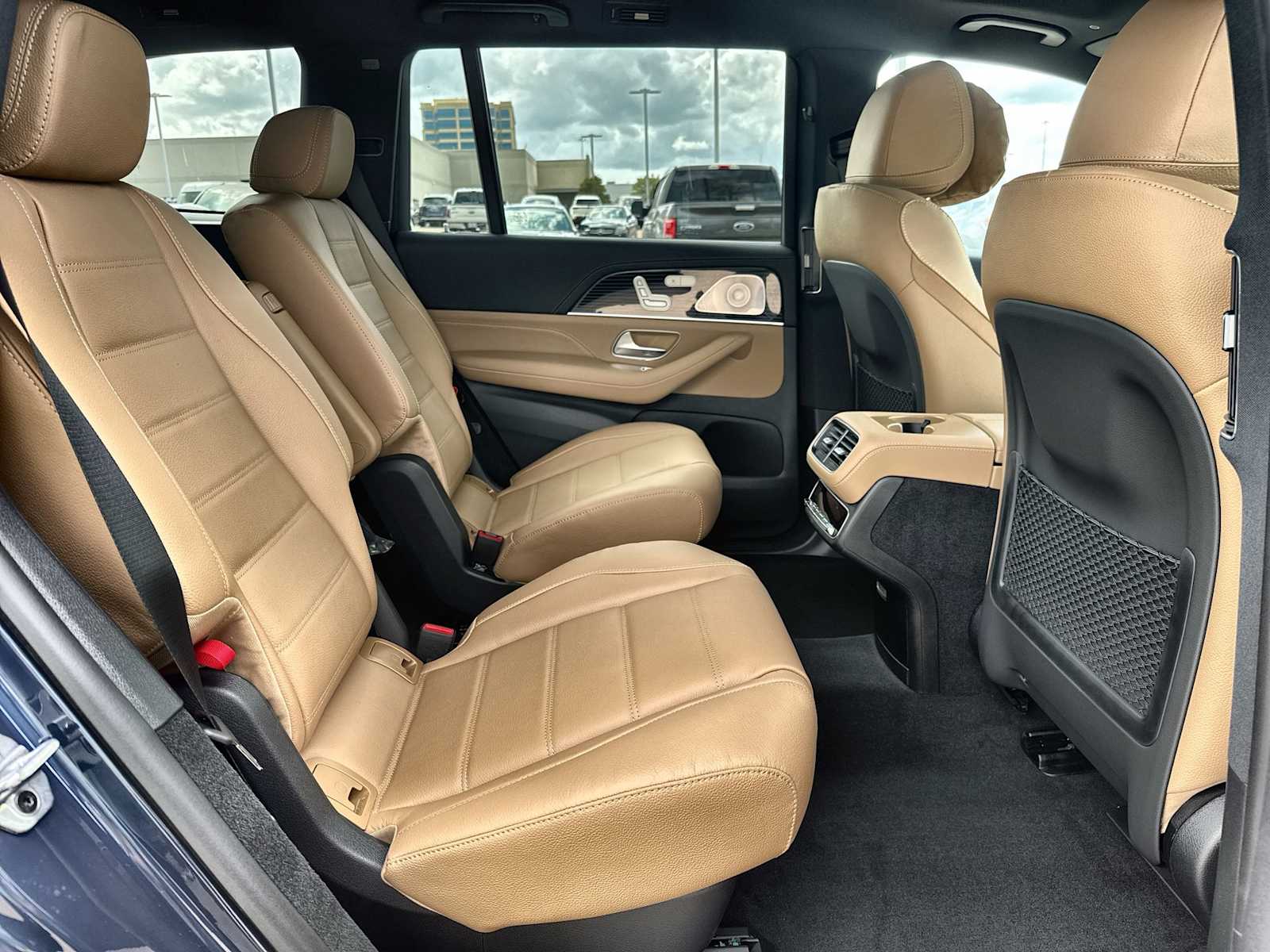 Thumbnail: 2026 Mercedes-Benz GLS - 19