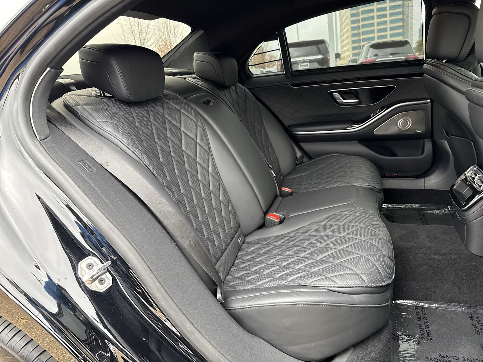 Thumbnail: 2024 Mercedes-Benz S-Class - 19