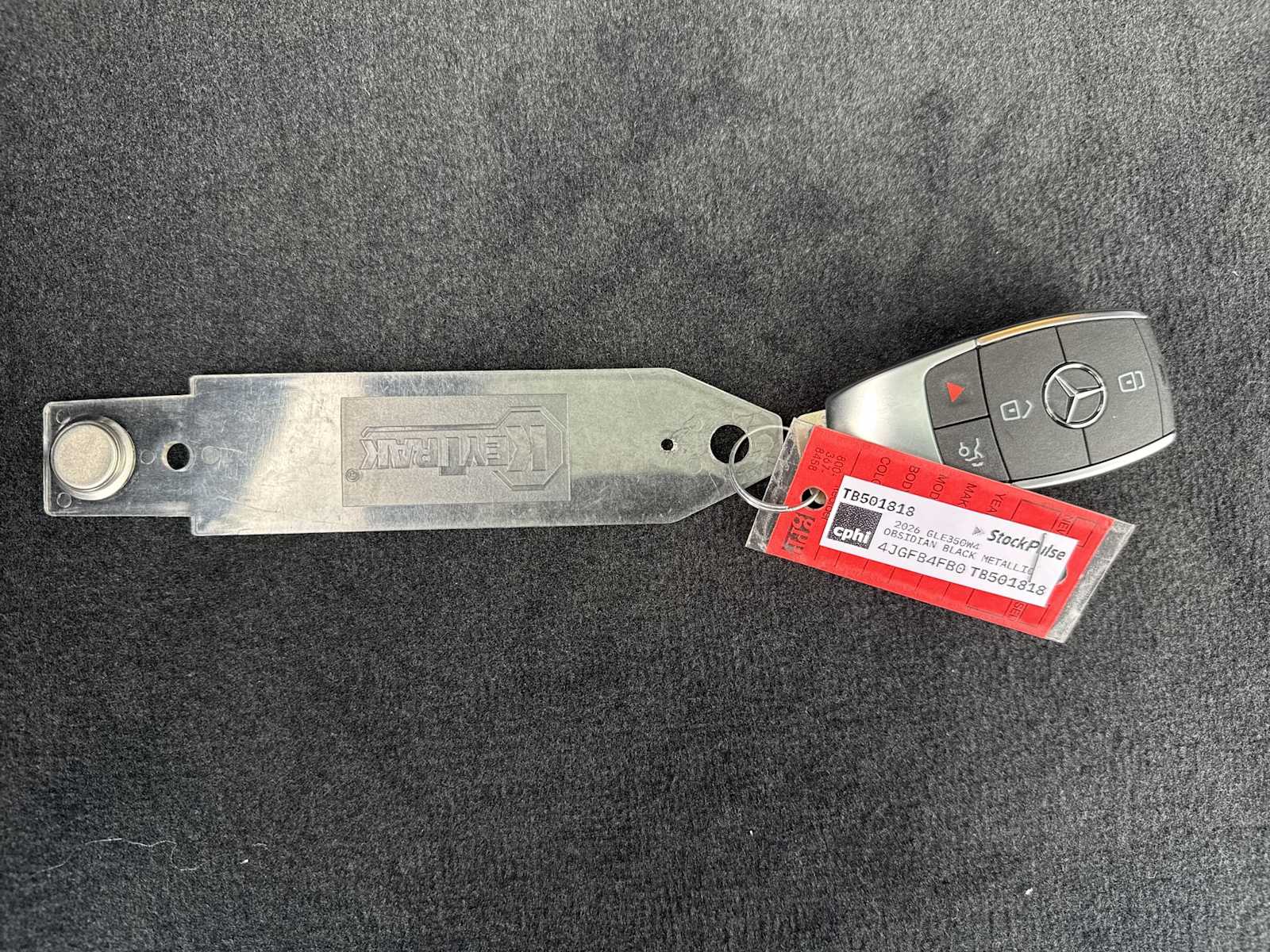 Thumbnail: 2026 Mercedes-Benz GLE - 27