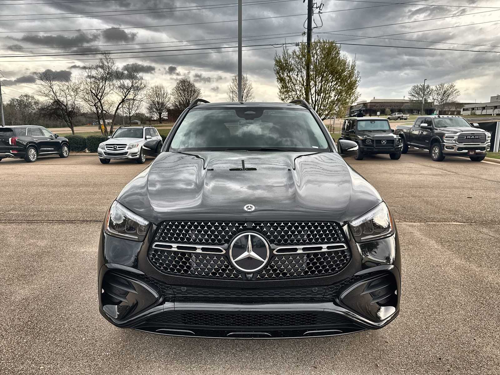 Thumbnail: 2026 Mercedes-Benz GLE - 12