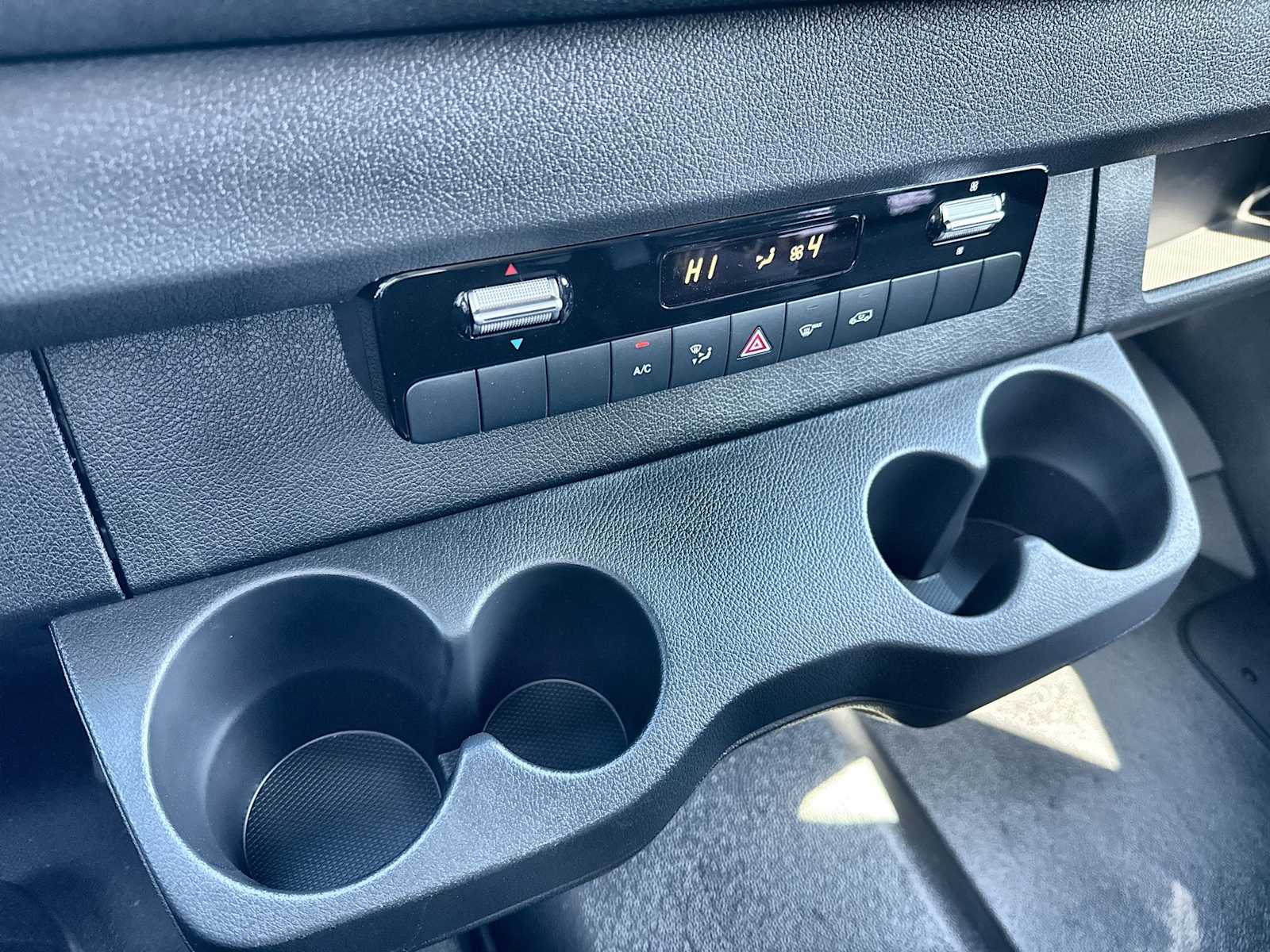 Thumbnail: 2026 Mercedes-Benz Sprinter - 20