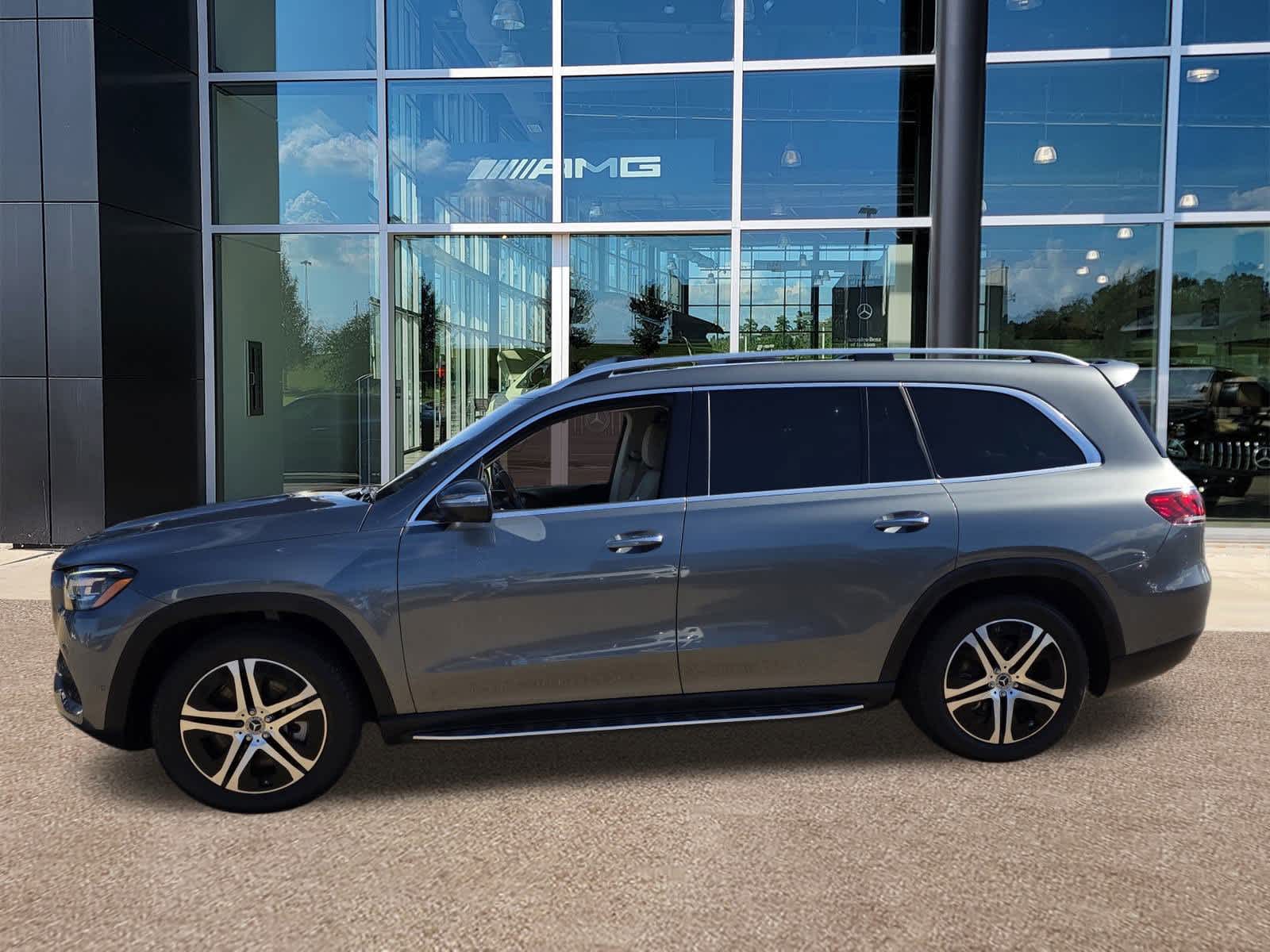 Thumbnail: 2022 Mercedes-Benz GLS - 2