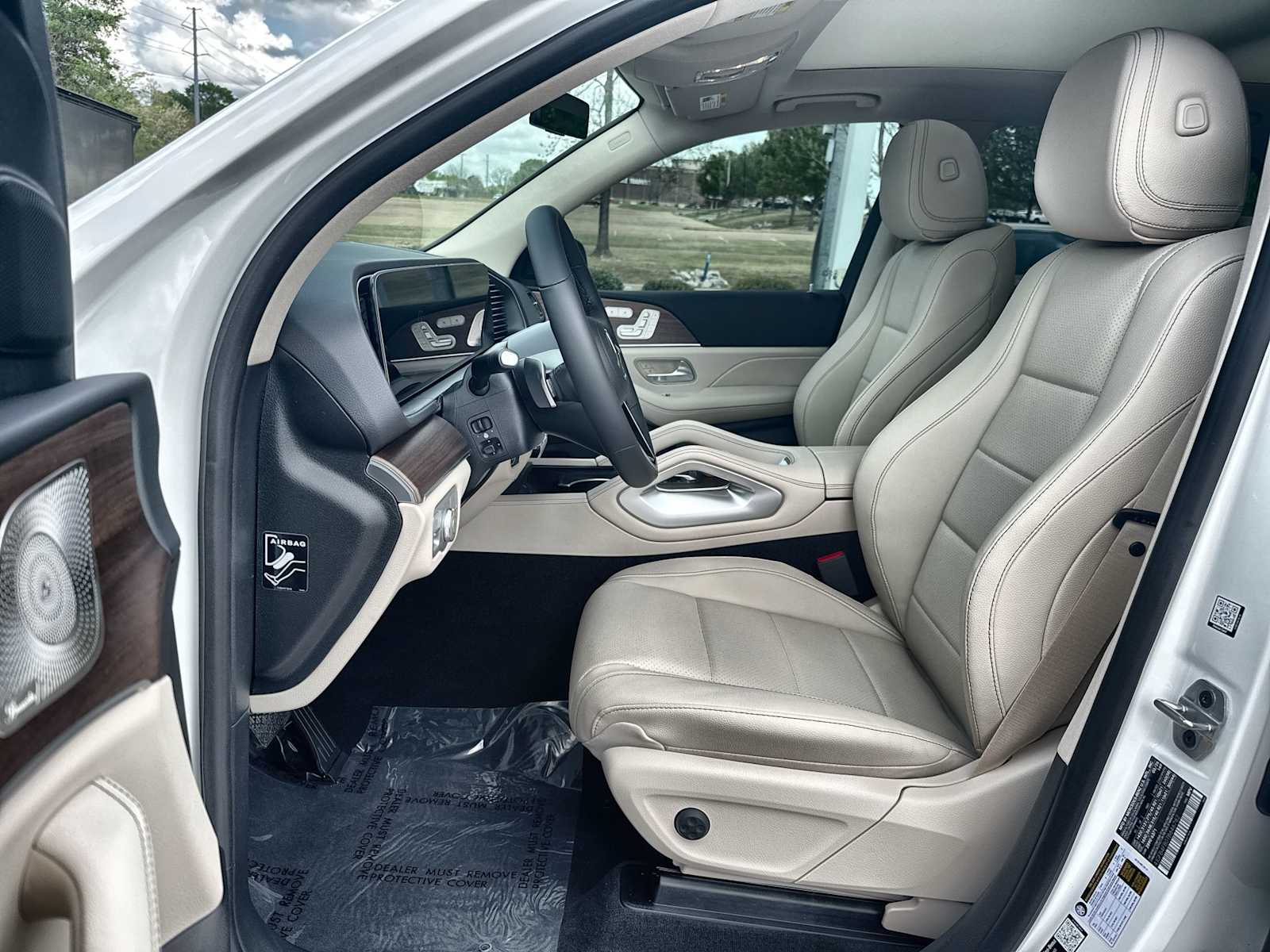 Thumbnail: 2026 Mercedes-Benz GLE - 2