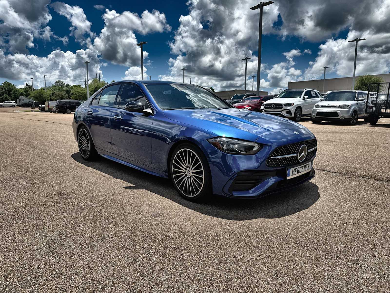 Thumbnail: 2022 Mercedes-Benz C-Class - 11