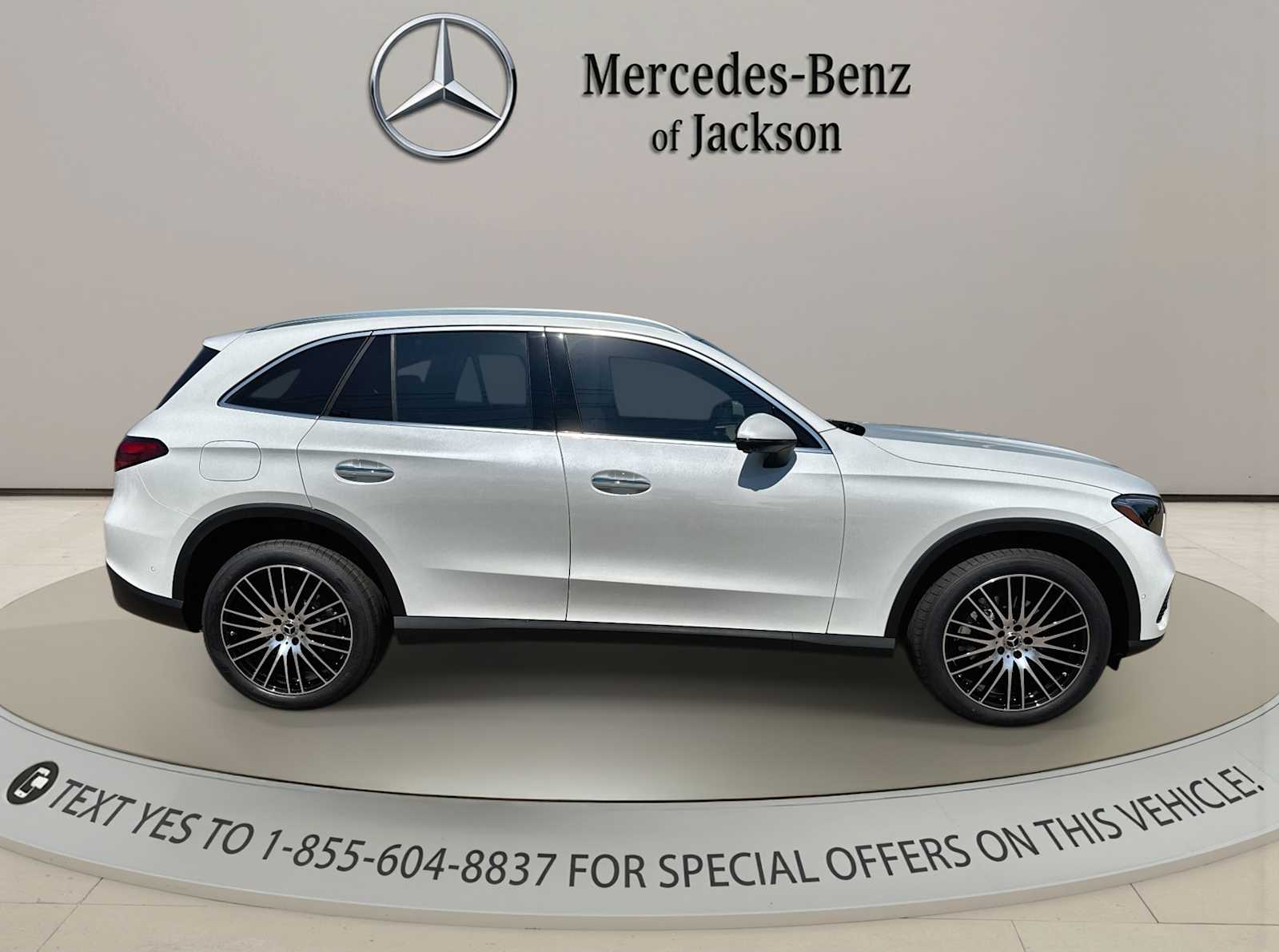 Thumbnail: 2026 Mercedes-Benz GLC - 9