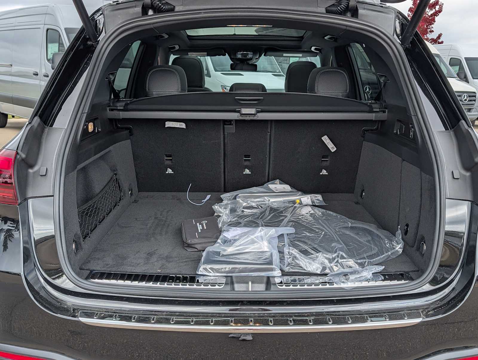 Thumbnail: 2026 Mercedes-Benz GLE - 27