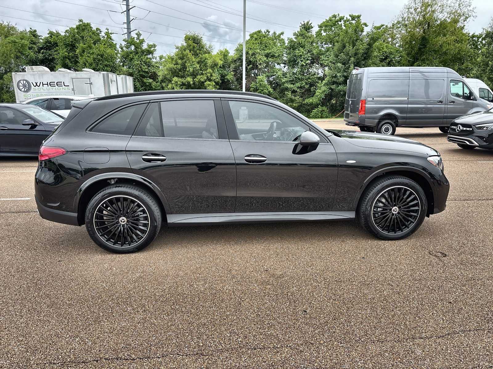 Thumbnail: 2025 Mercedes-Benz GLC - 10