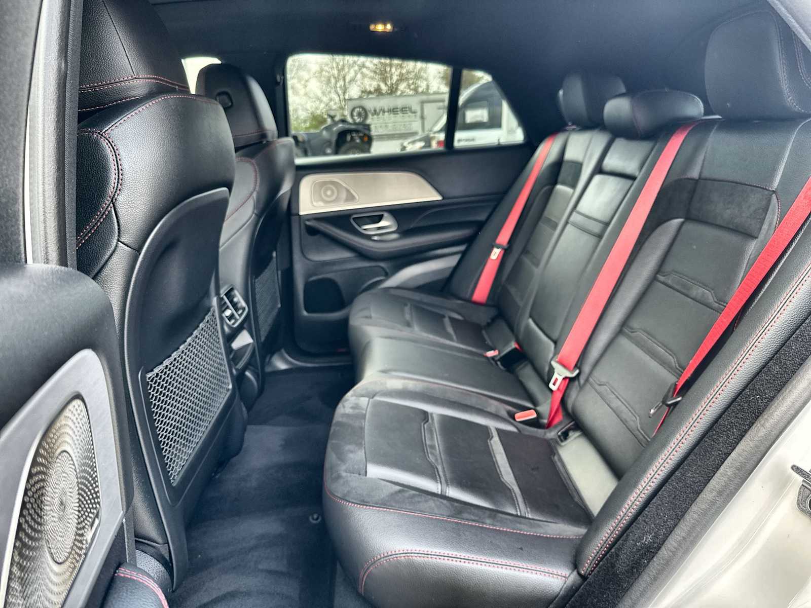 Thumbnail: 2023 Mercedes-Benz GLE - 4