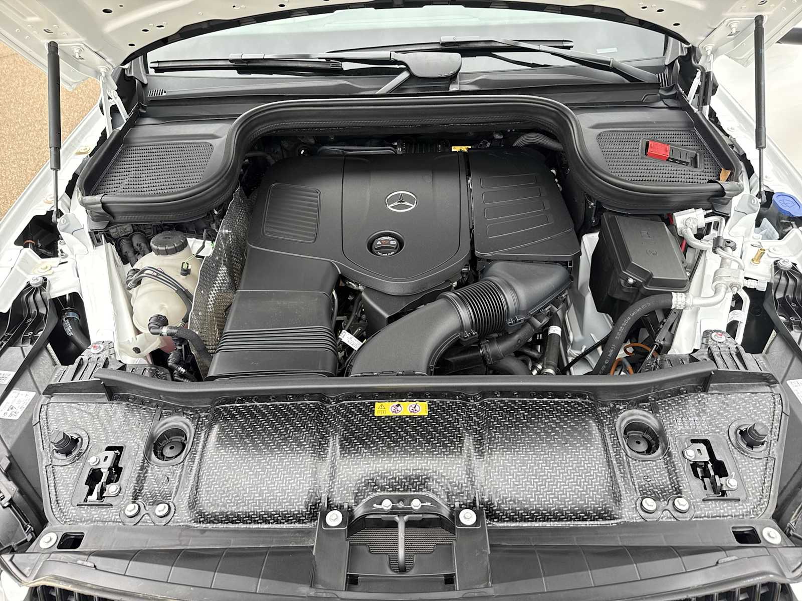 Thumbnail: 2026 Mercedes-Benz GLE - 13