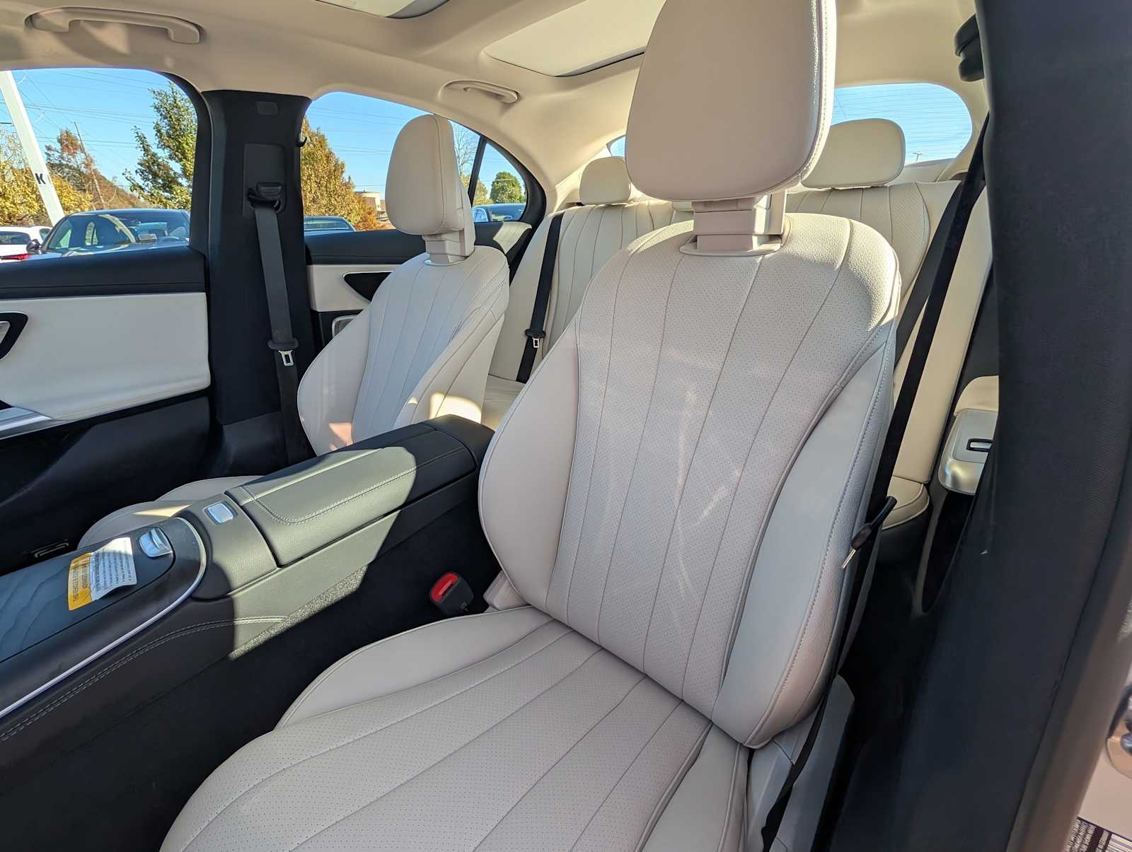 Thumbnail: 2026 Mercedes-Benz E-Class - 12