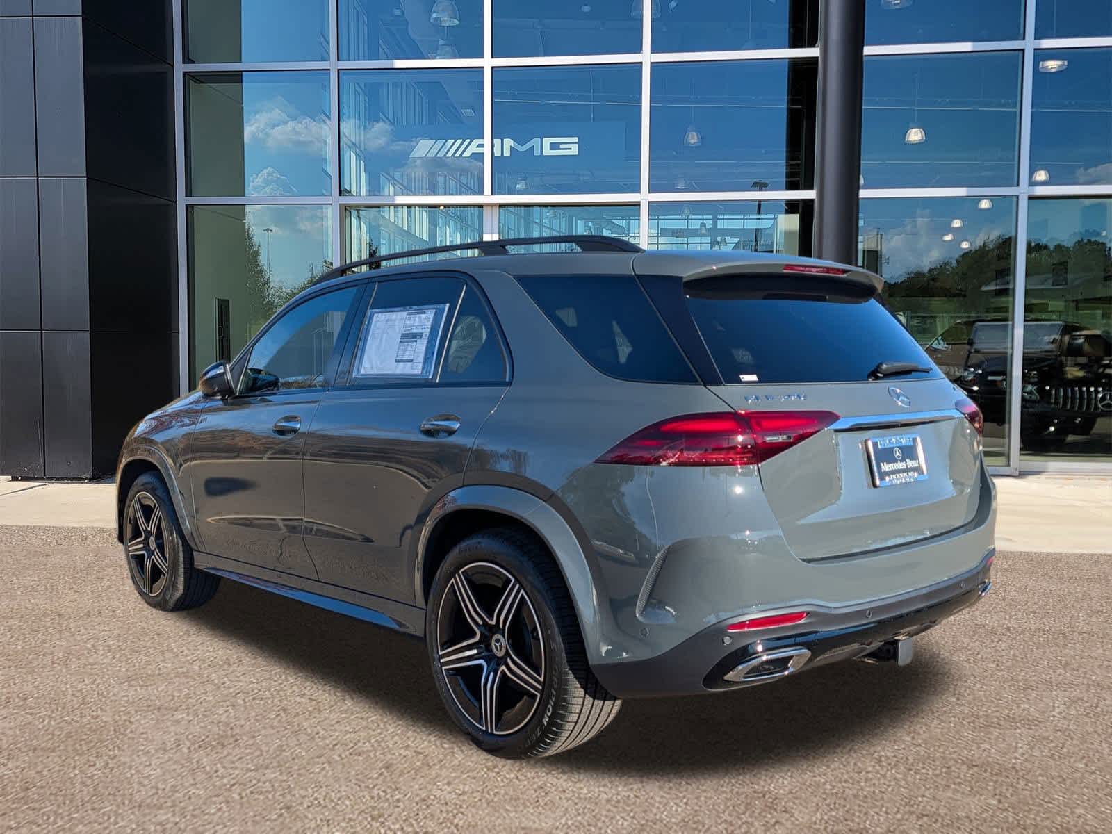 Thumbnail: 2026 Mercedes-Benz GLE - 6