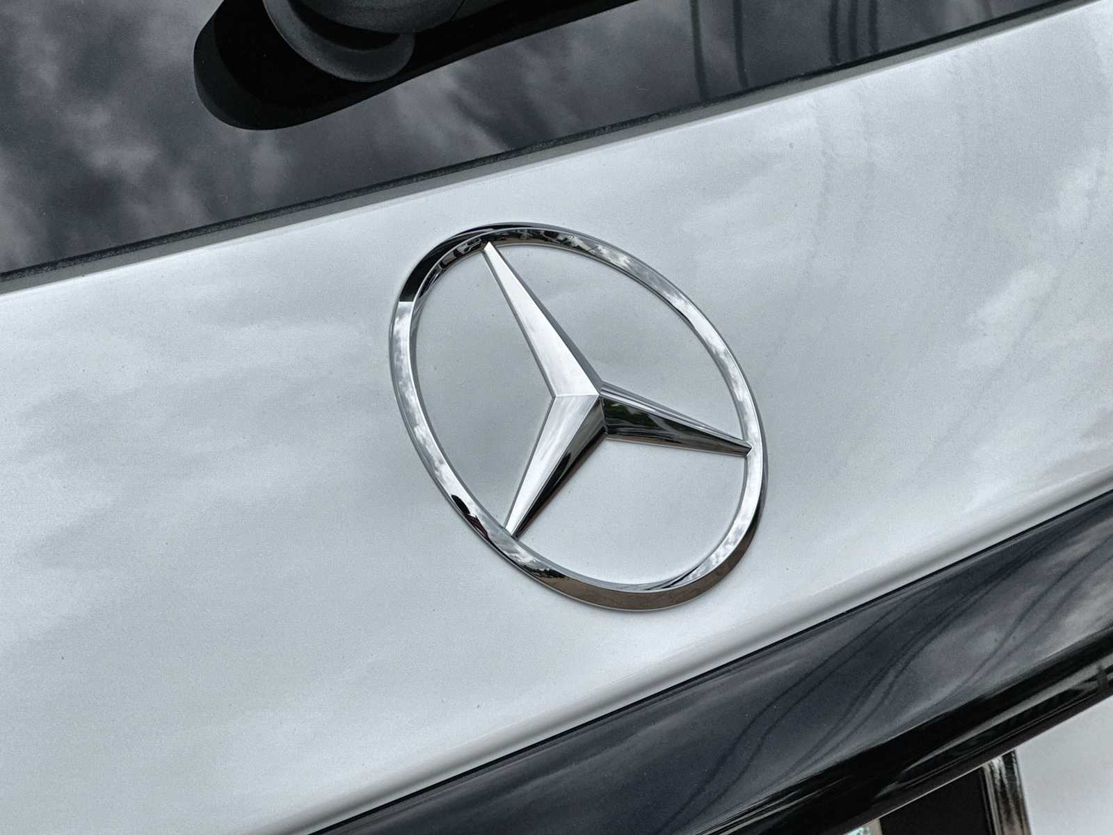 Thumbnail: 2026 Mercedes-Benz GLC - 16