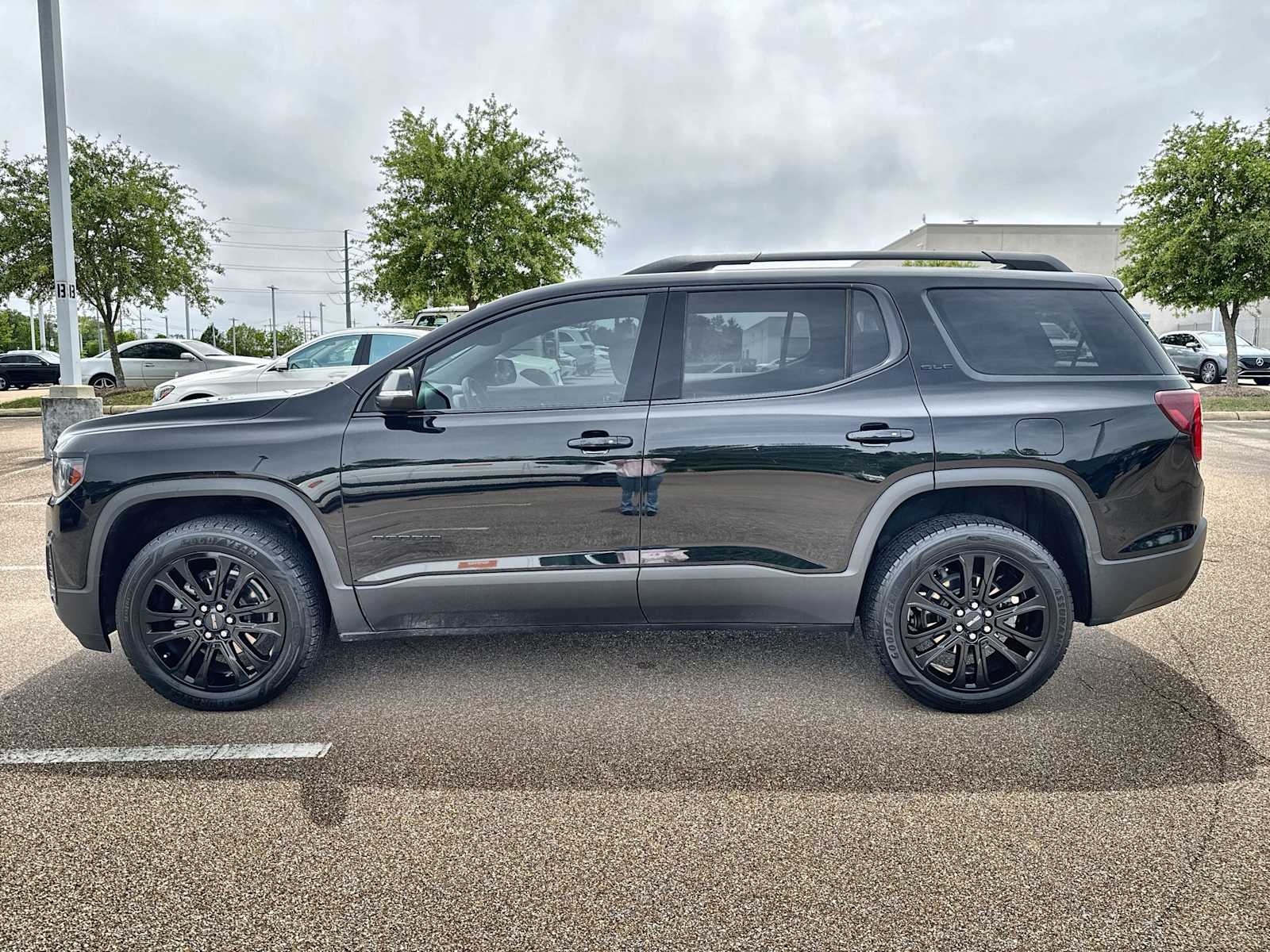 Thumbnail: 2022 GMC Acadia - 5