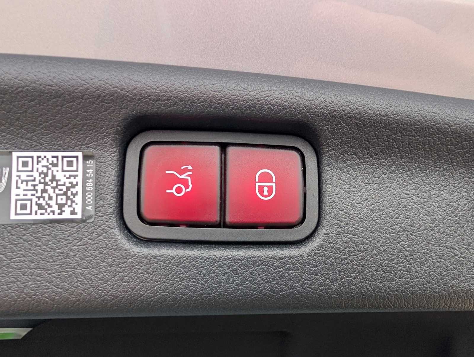 Thumbnail: 2026 Mercedes-Benz C-Class - 25