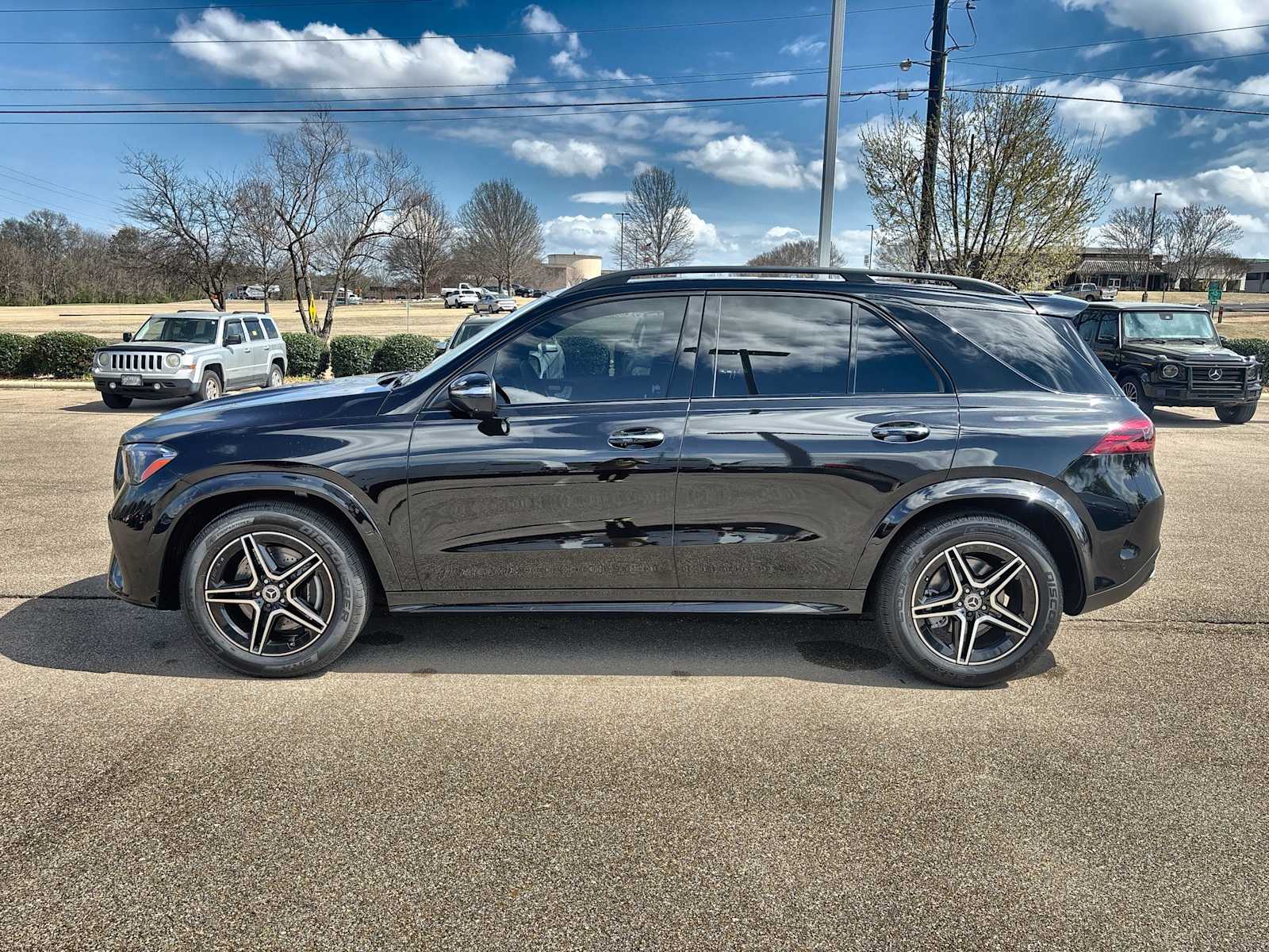 Thumbnail: 2026 Mercedes-Benz GLE - 5